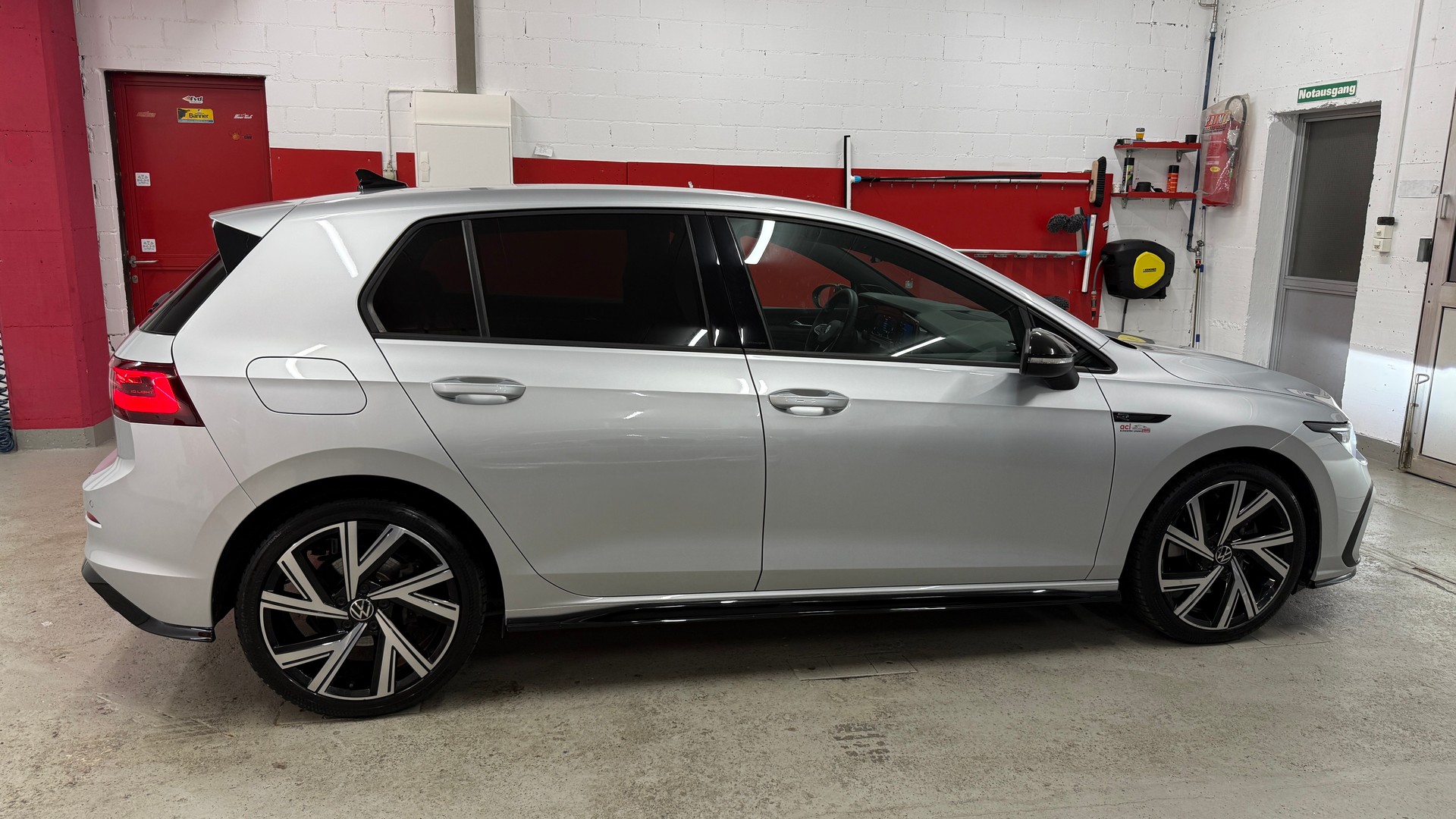 VW Golf 1.5 eTSI mHEV ACT R-Line DSG voller Ausstattung, frsich ab MFK Werkgarntie bis Mai 2026-image-9