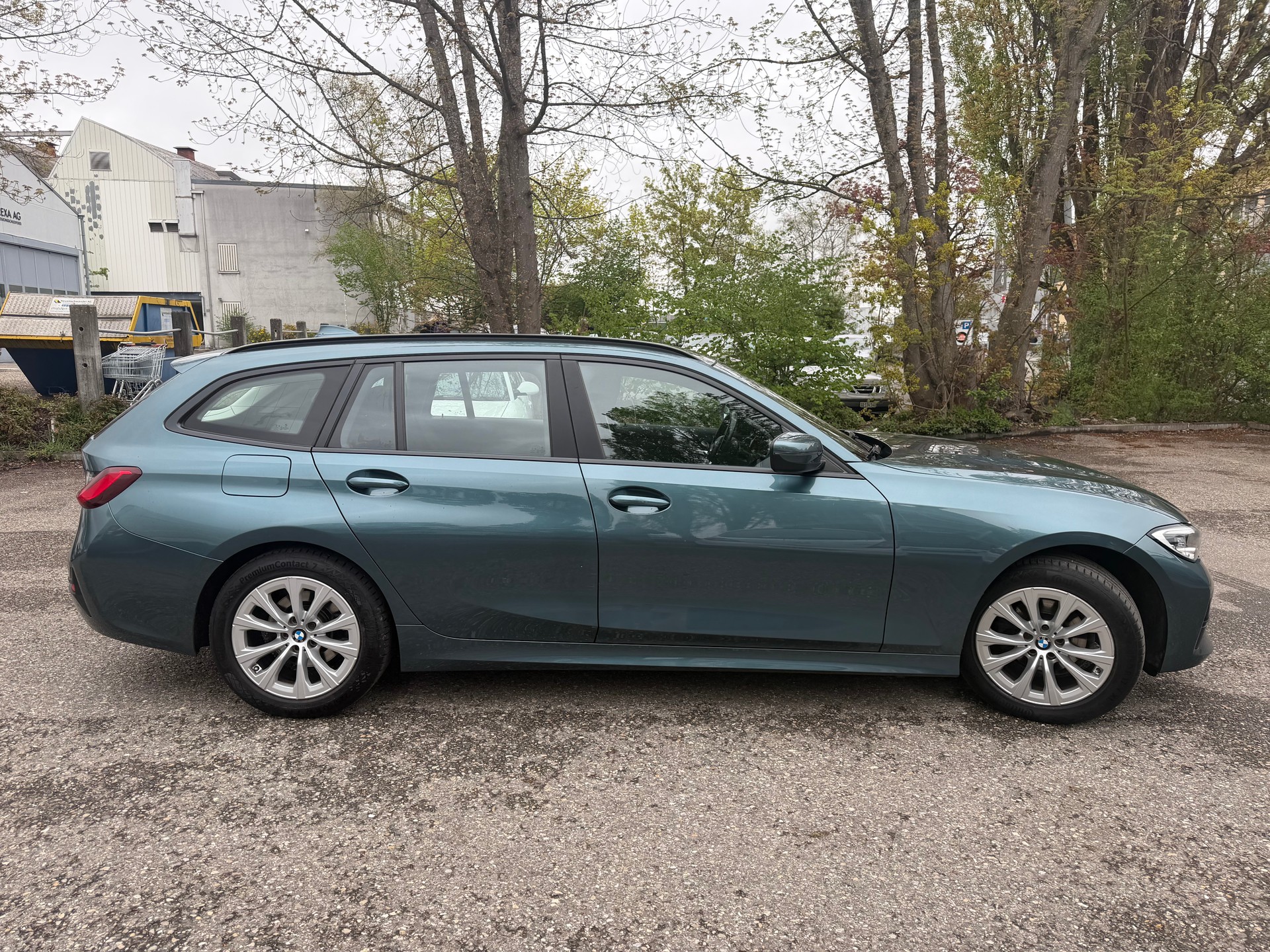 BMW 318d 48V Touring Steptronic * Gr. Navi * LED Scheinwerfer * Klima-auto * Tempomat * PDC V&H * Frisch Ab MFK-image-10