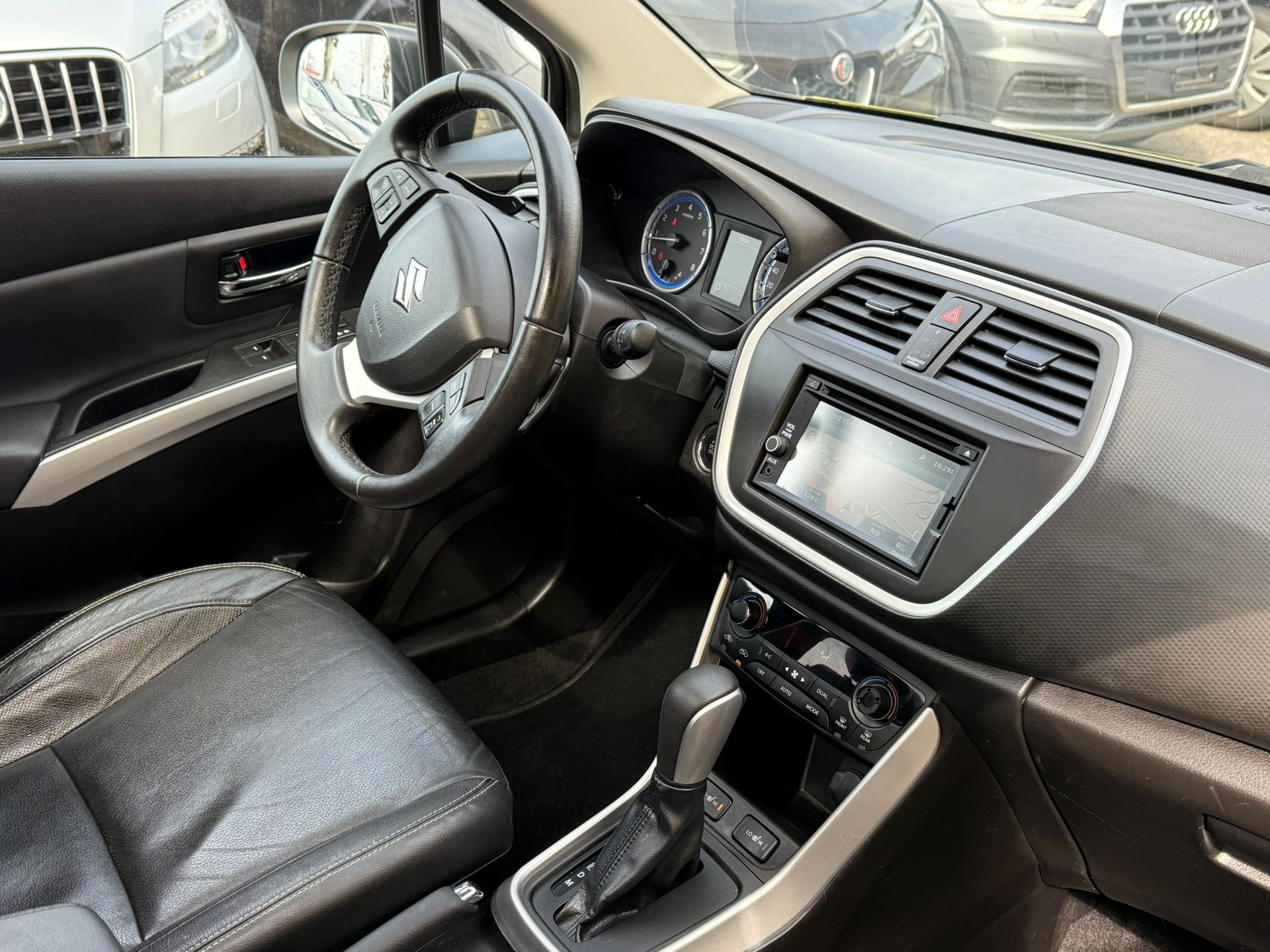SUZUKI SX4 S-Cross 1.6 16V Sergio Cellano Top 4WD CVT7-image-8