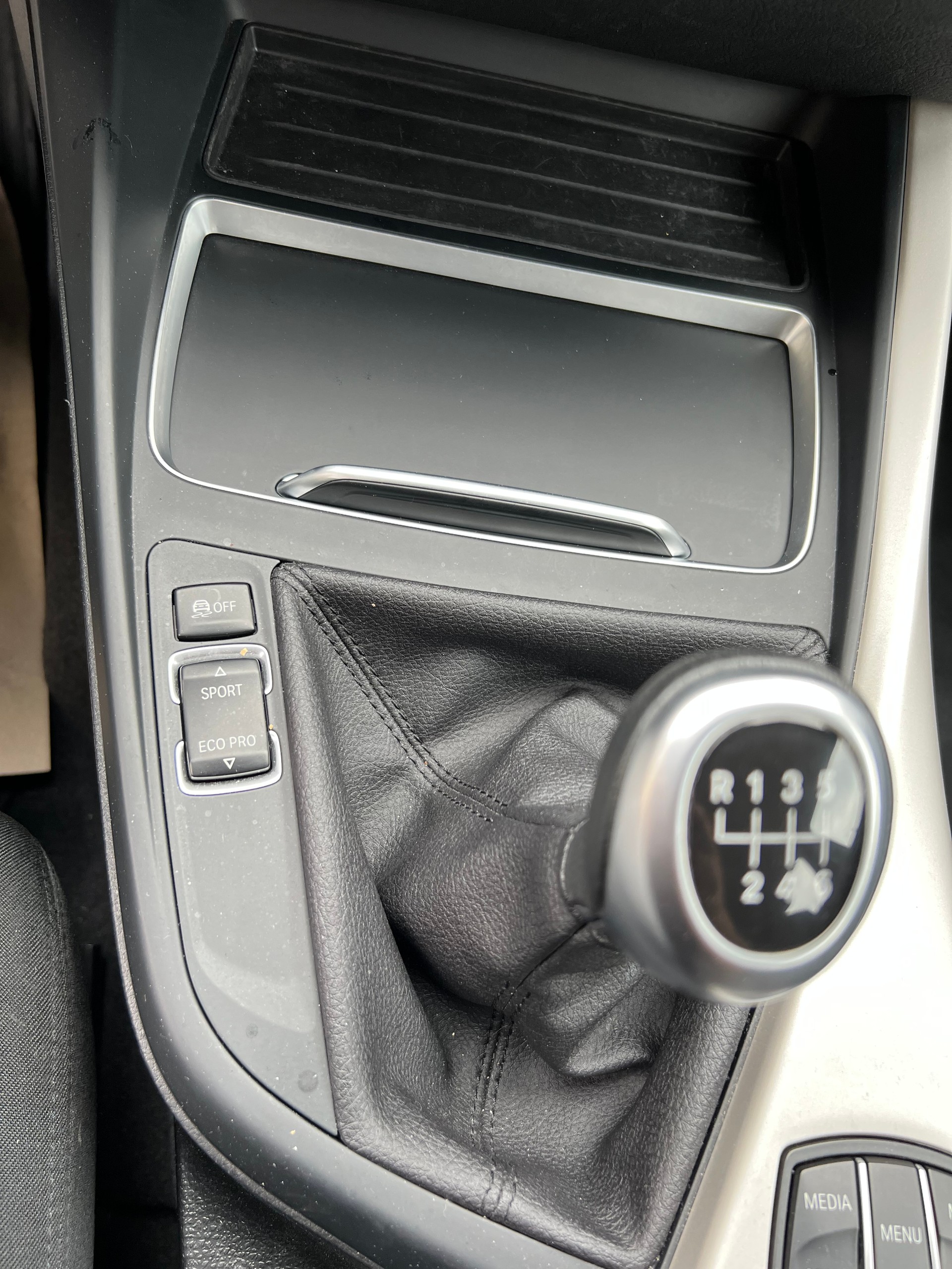 BMW 114d Business-image-16