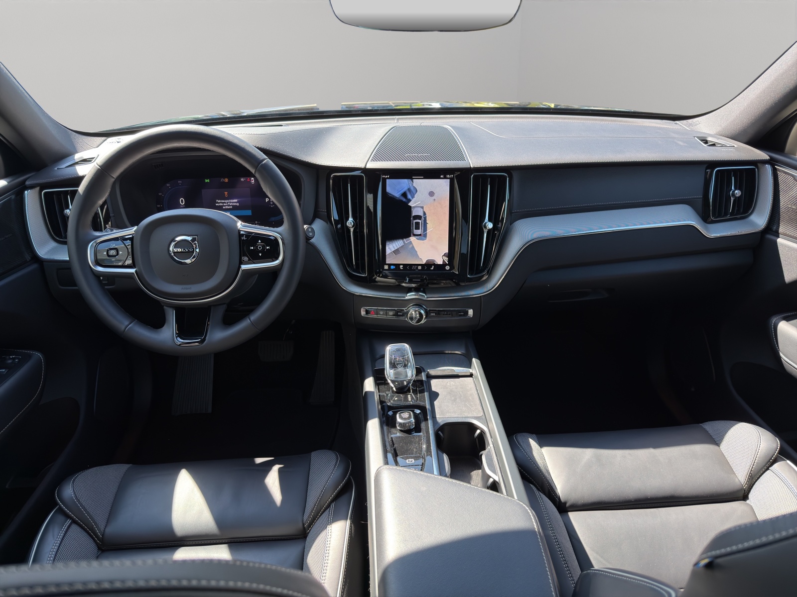 VOLVO XC60 2.0 T6 TE Ultimate Dark eAWD-image-6