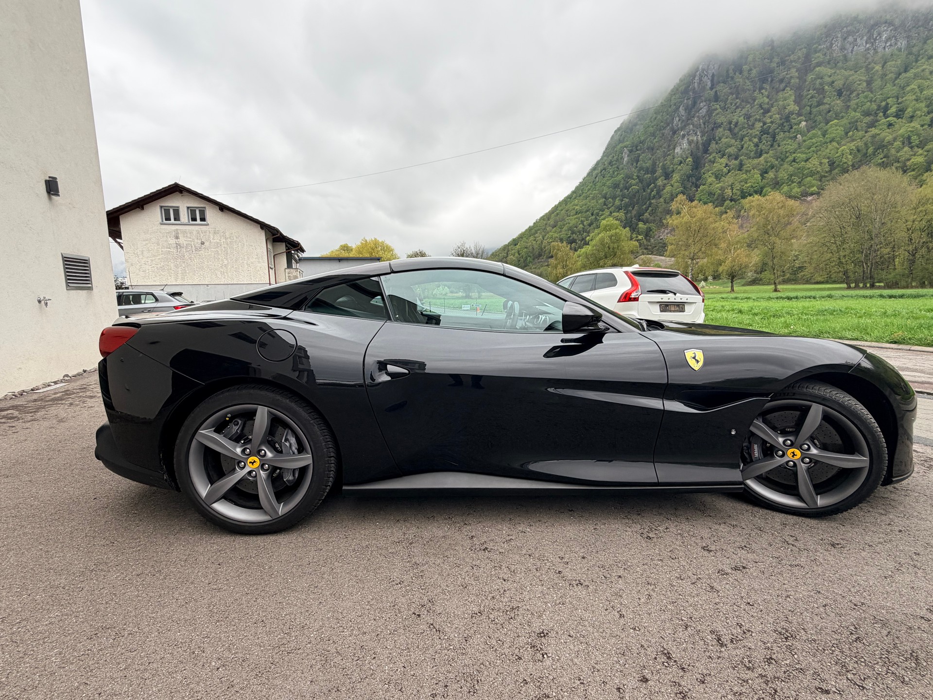 FERRARI Portofino 3.9 V8 T-image-1