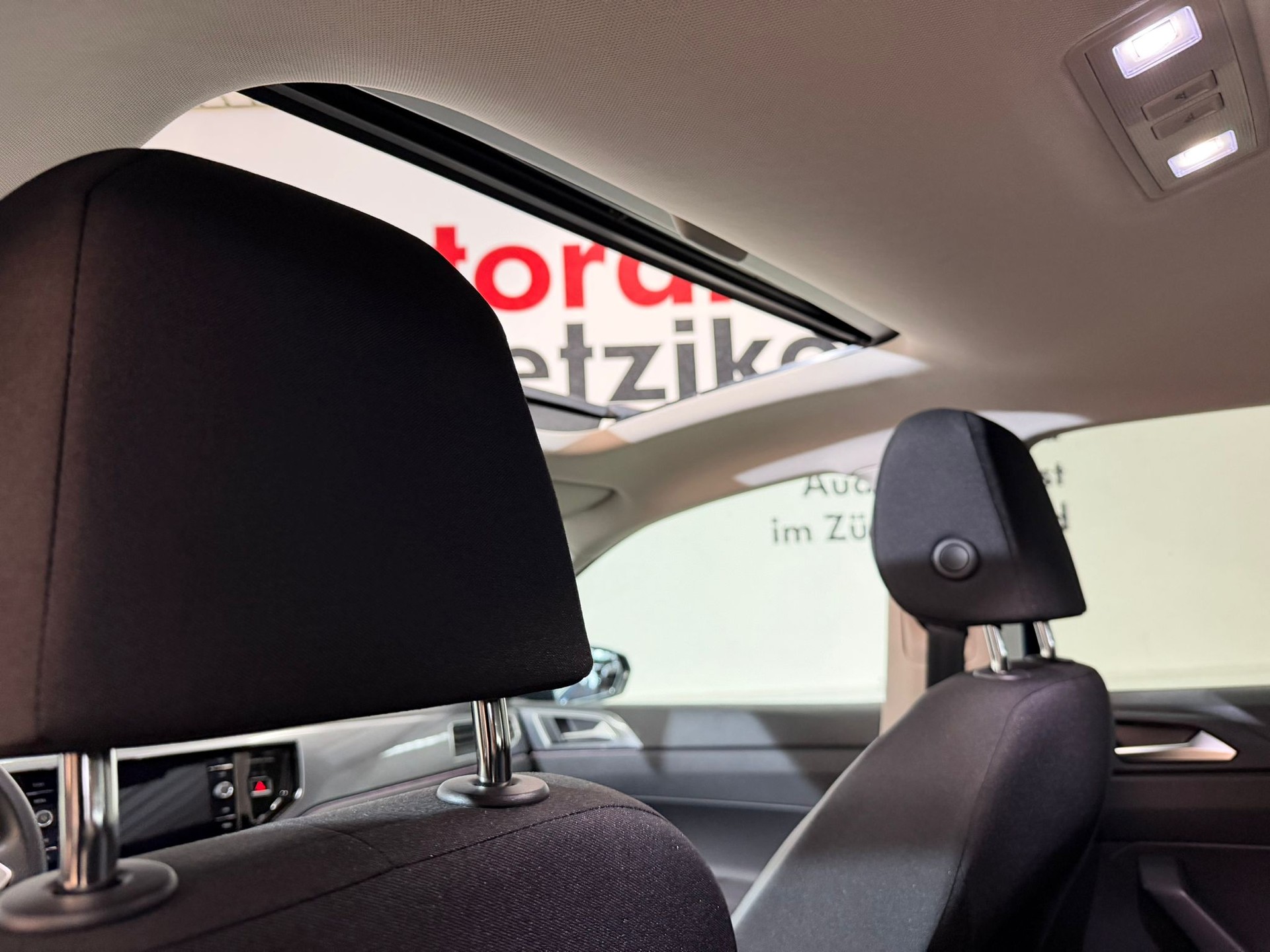 VW Polo 1.0 TSI Style DSG-image-7