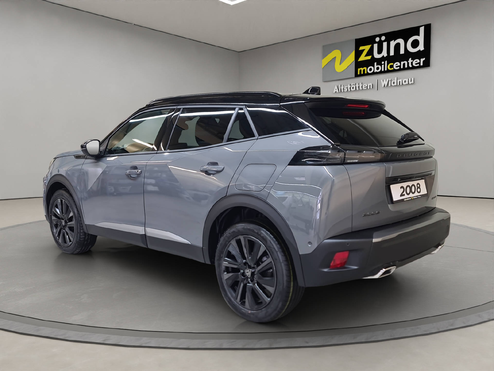 PEUGEOT 2008 1.2 Hybrid 145 GT-image-2