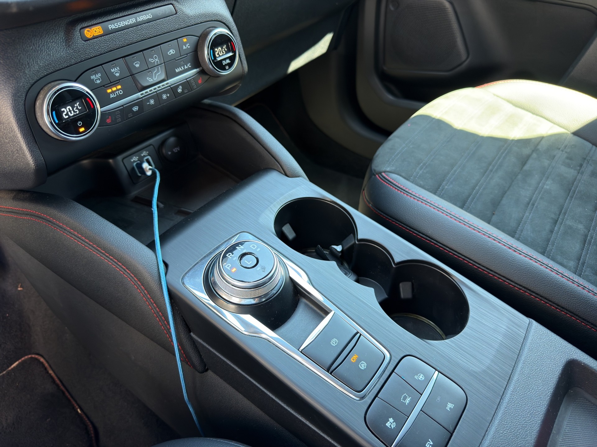 FORD Kuga 2.5 PHEV ST-Line X 2WD-image-20