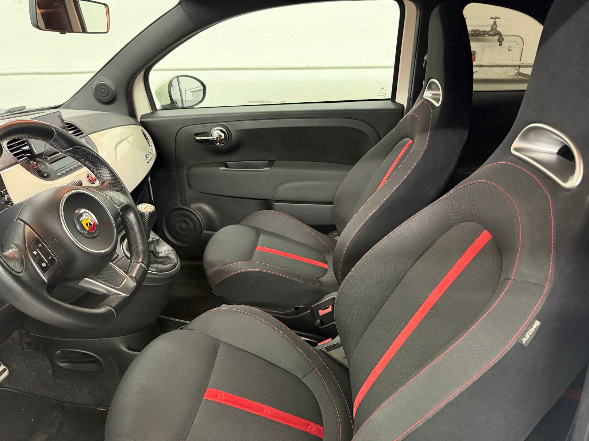 FIAT 500 1.4 16V Turbo Abarth-image-9
