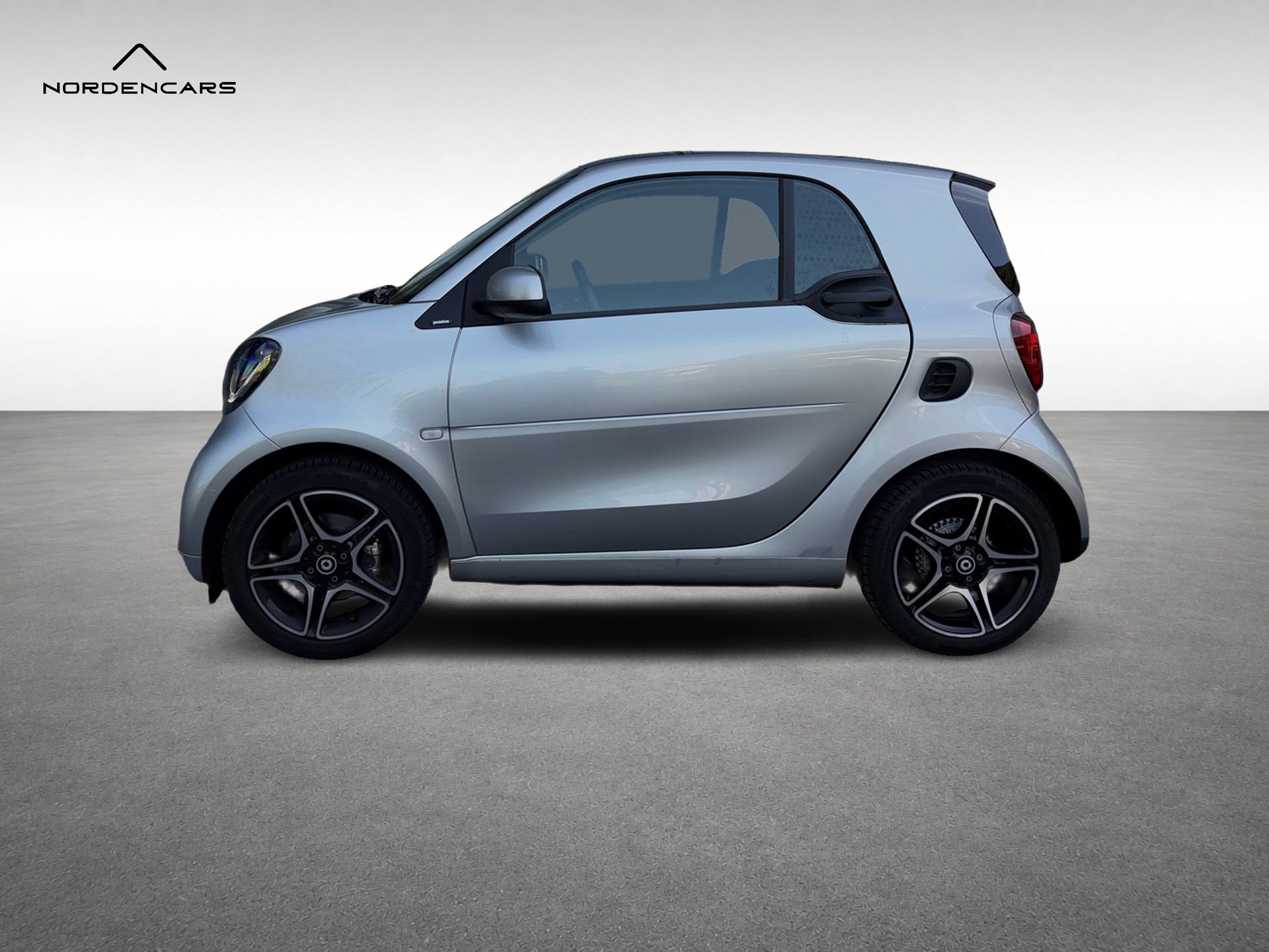 SMART fortwo prime twinmatic-showroom-element-1