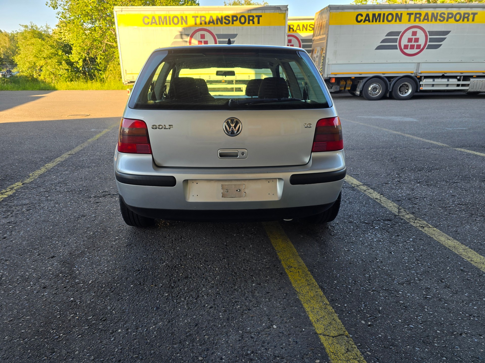 VW Golf 1.6 16V-image-3