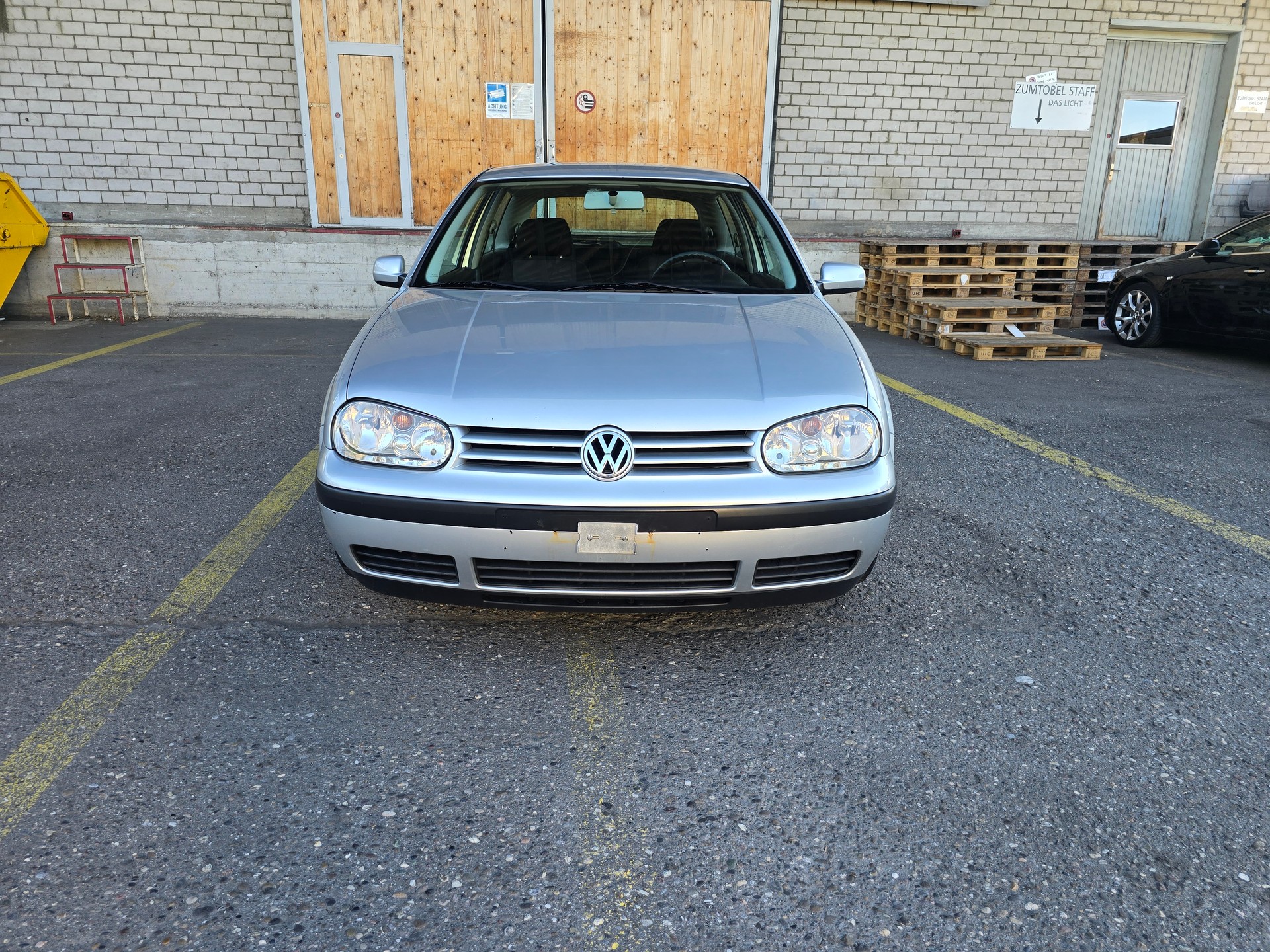 VW Golf 1.6 16V-image-0