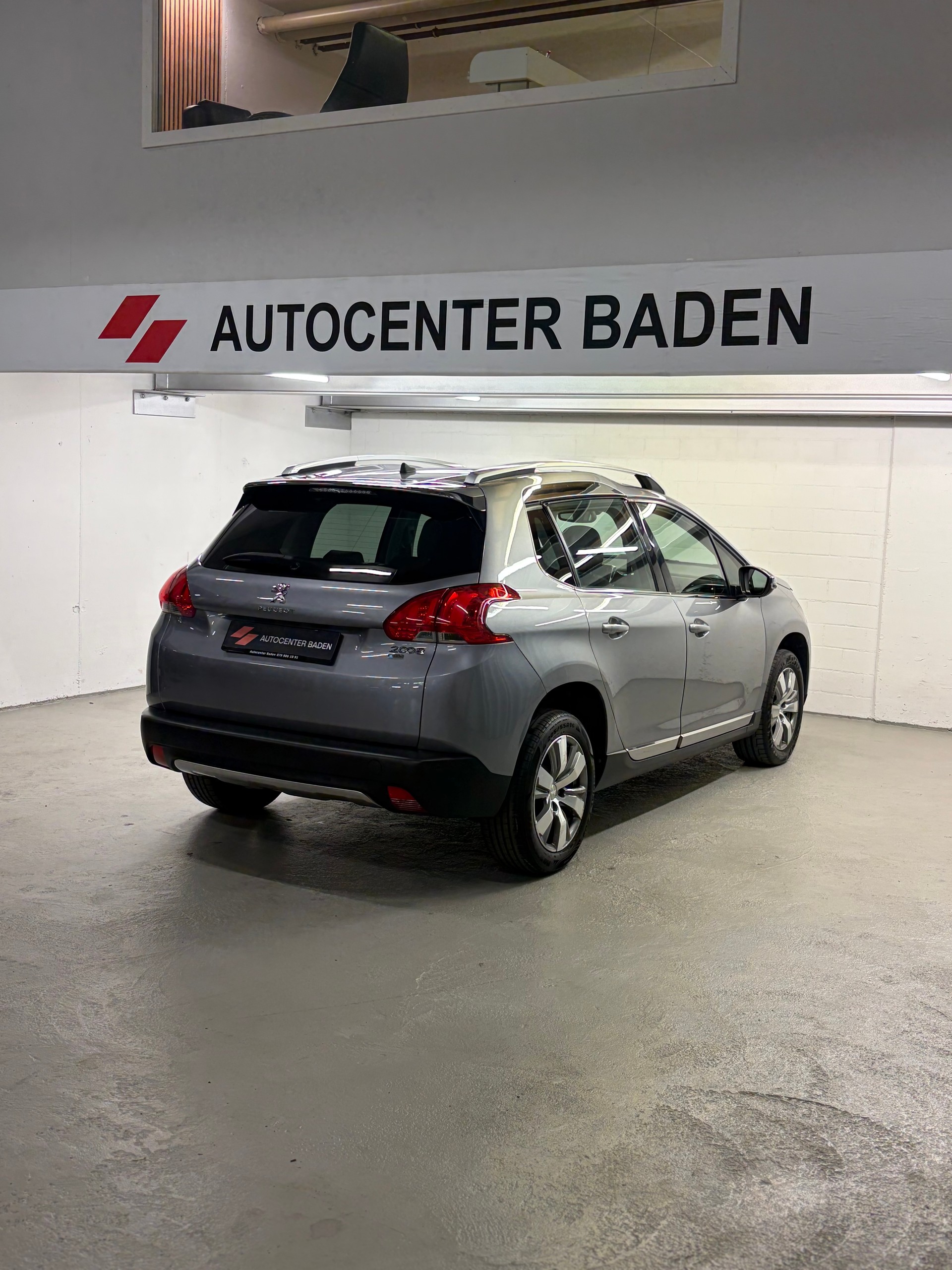 PEUGEOT 2008 1.6 e-HDi Active EGS6 SST-image-3