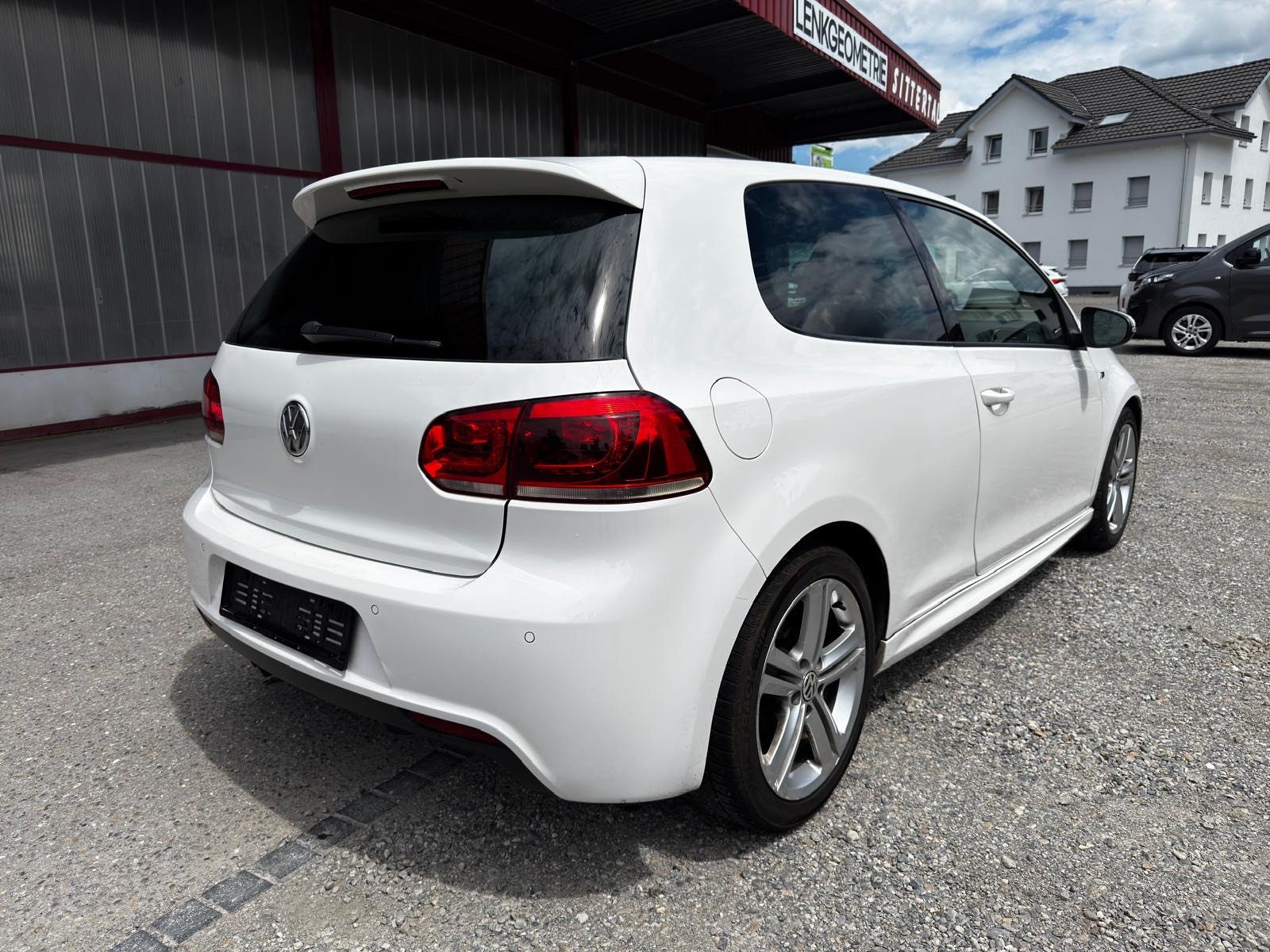 VW Golf 1.4 TSI Highline-image-1