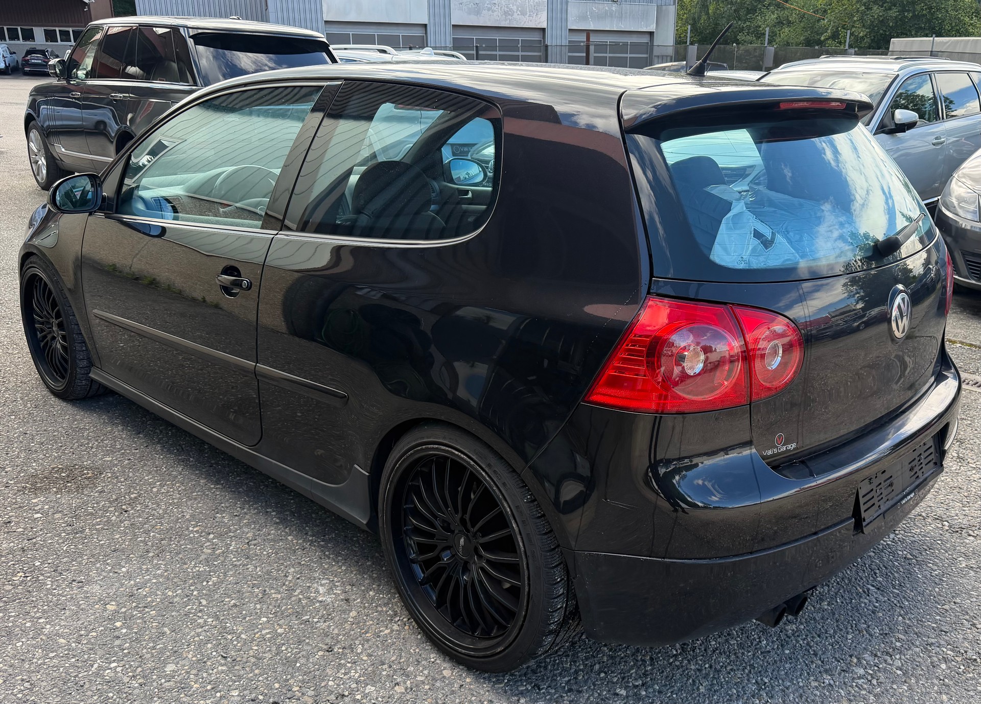 VW Golf 2.0 TFSI GTI-image-1