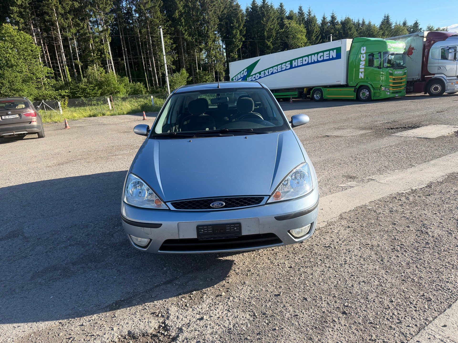 FORD Focus 1.6i 16V Ghia-image-0