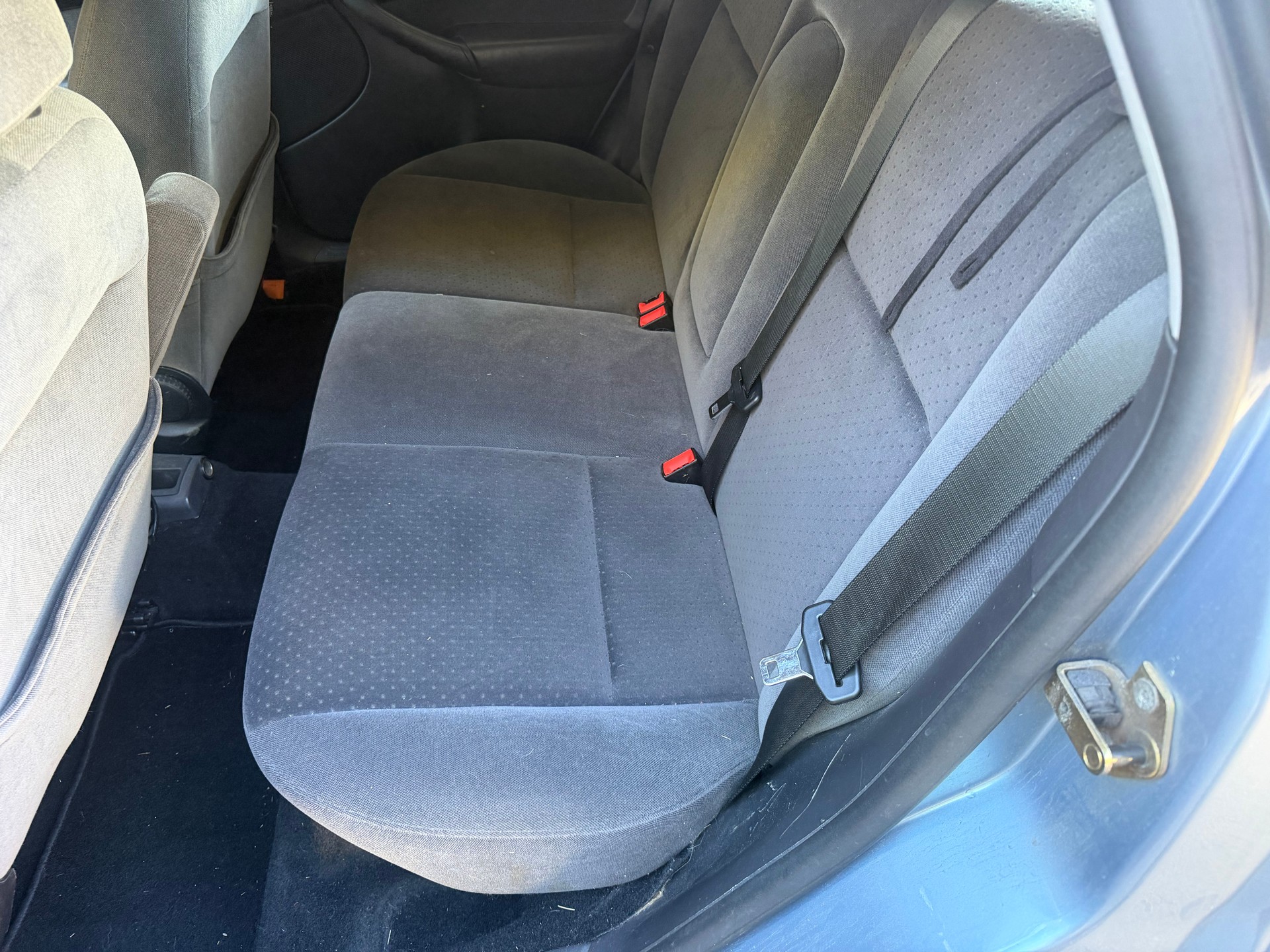 FORD Focus 1.6i 16V Ghia-image-7