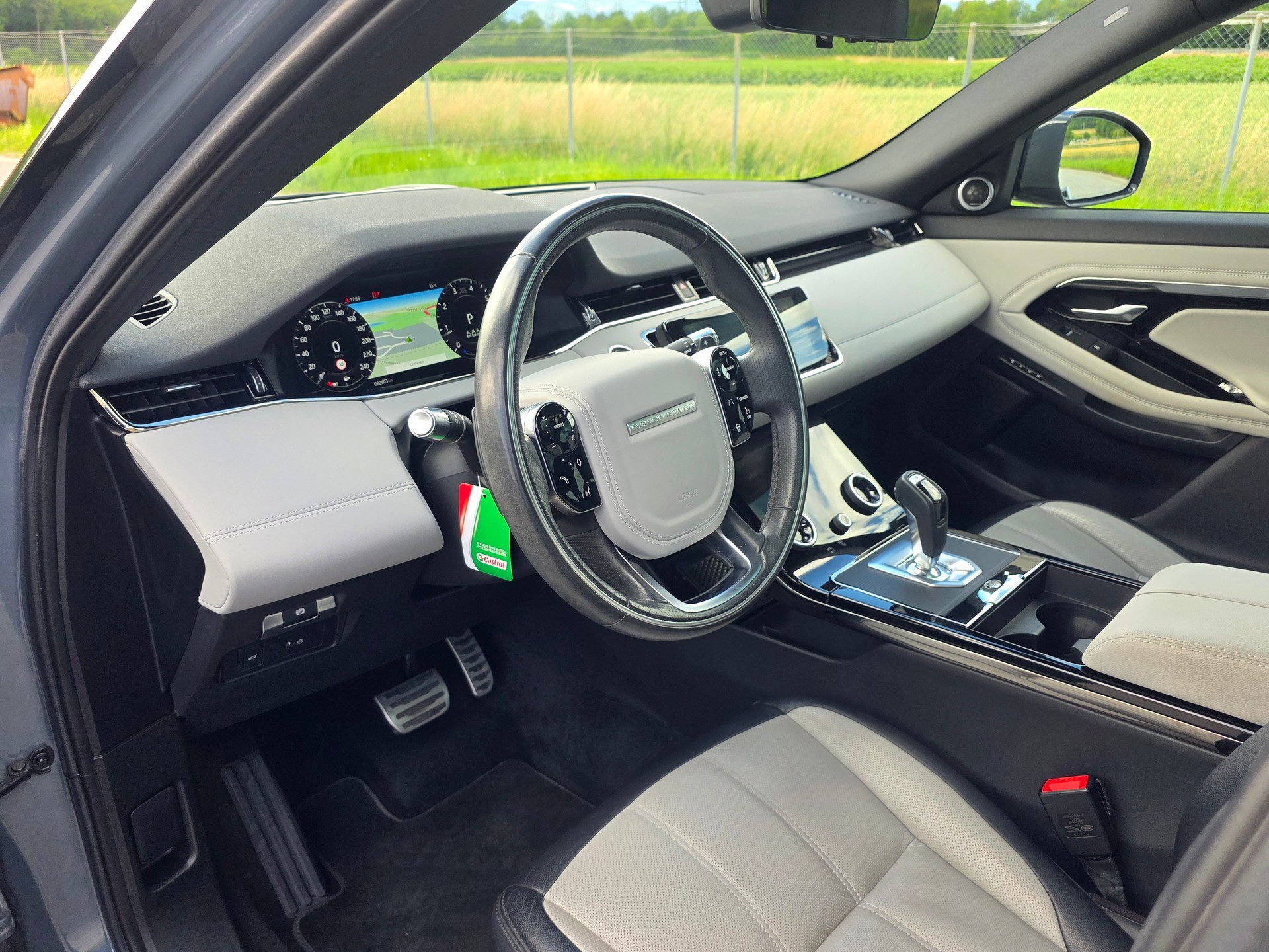 LAND ROVER Range Rover Evoque R-Dyn First Edi P 250 HSE AT9-image-11