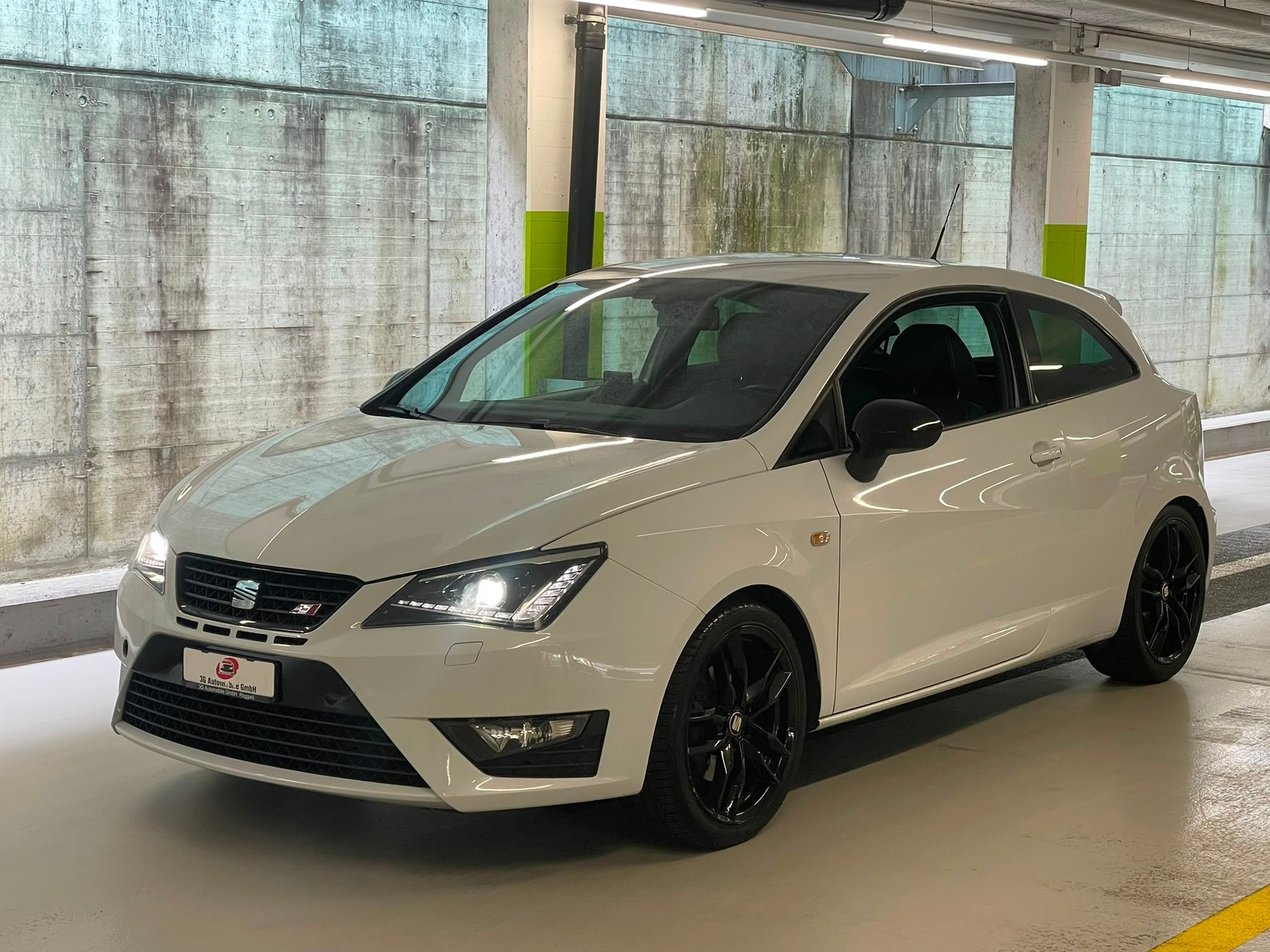SEAT Ibiza SC 1.4 TSI Cupra R13 DSG ABT // GARANTIE & MFK NEU-image-0