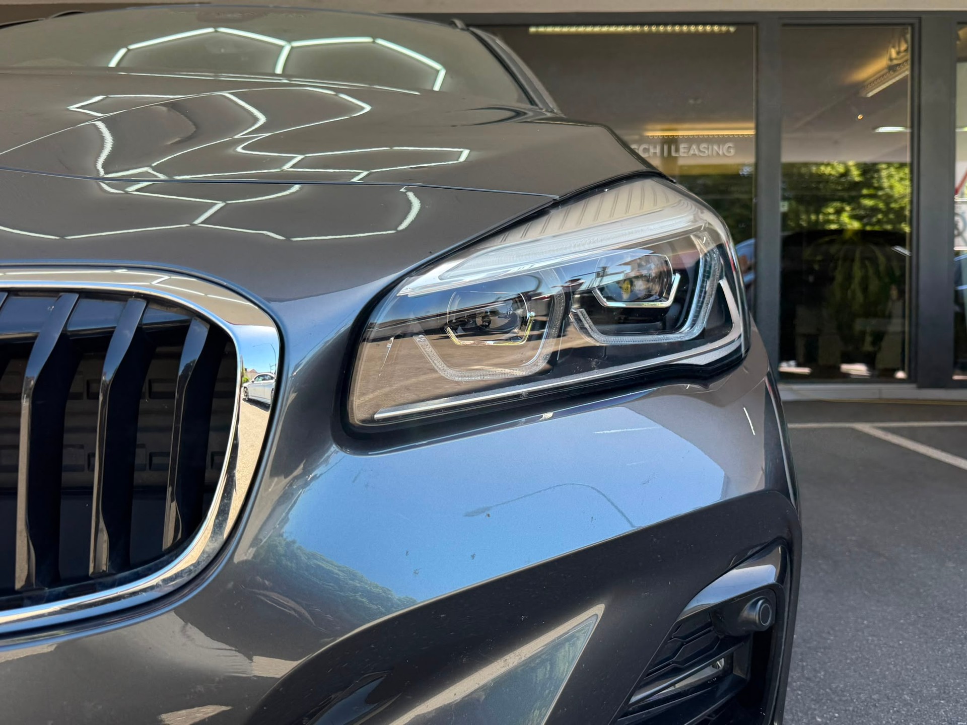 BMW 220d xDrive Gran Tourer Steptronic M Sport *Pano-Dach* *HUD* *Harman/ Kardon*-image-3