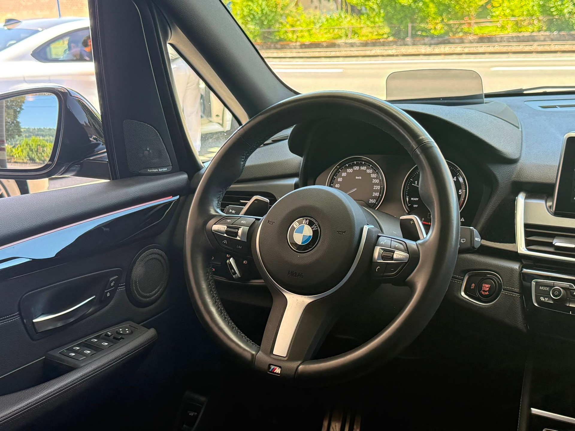 BMW 220d xDrive Gran Tourer Steptronic M Sport *Pano-Dach* *HUD* *Harman/ Kardon*-image-22