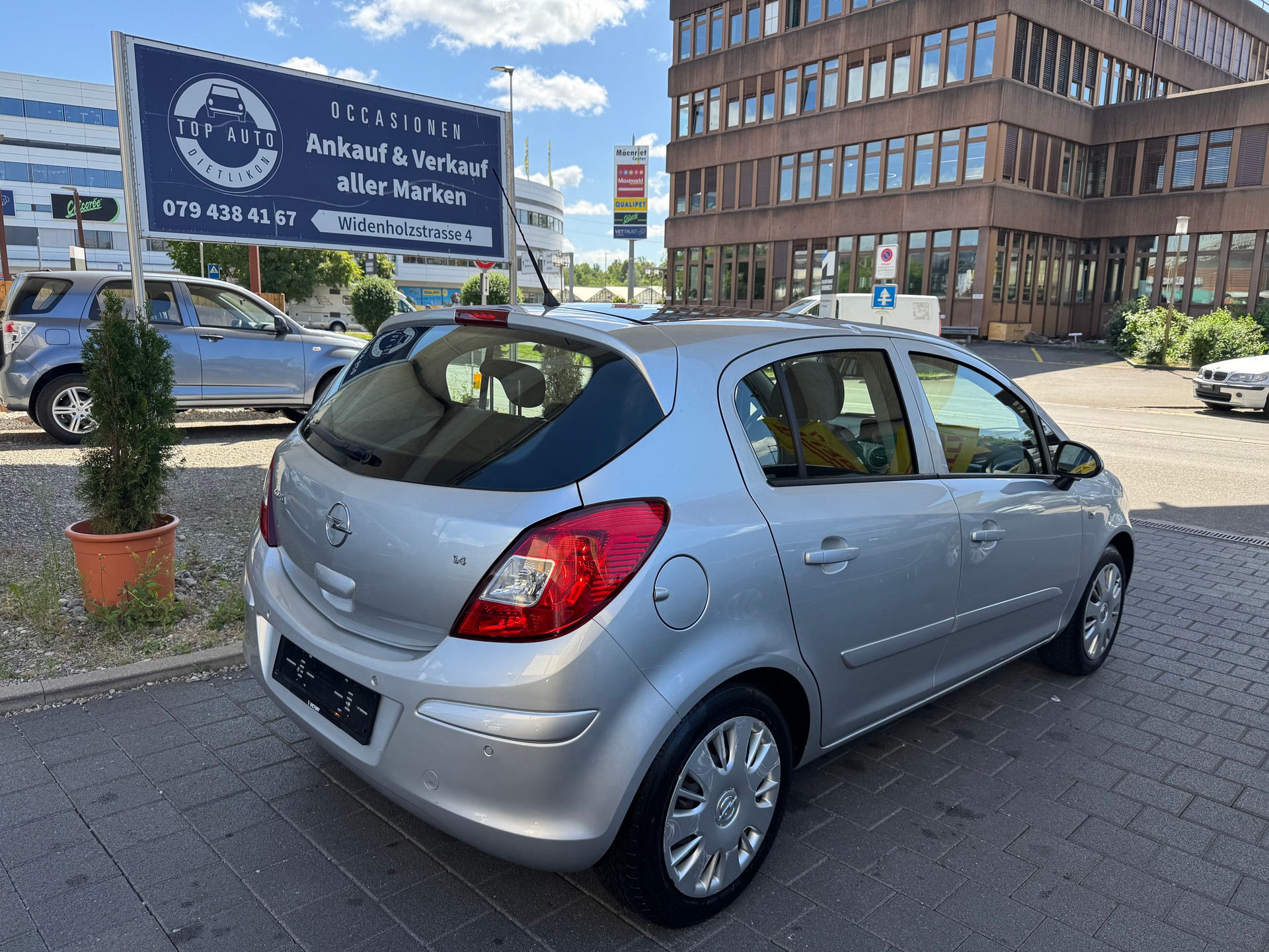 OPEL Corsa 1.4 TP Enjoy-image-1
