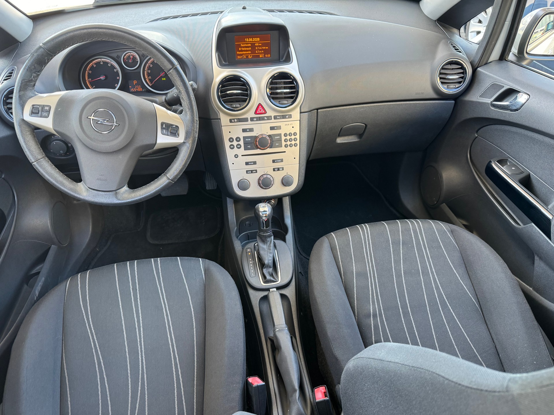 OPEL Corsa 1.4 TP Enjoy-image-6