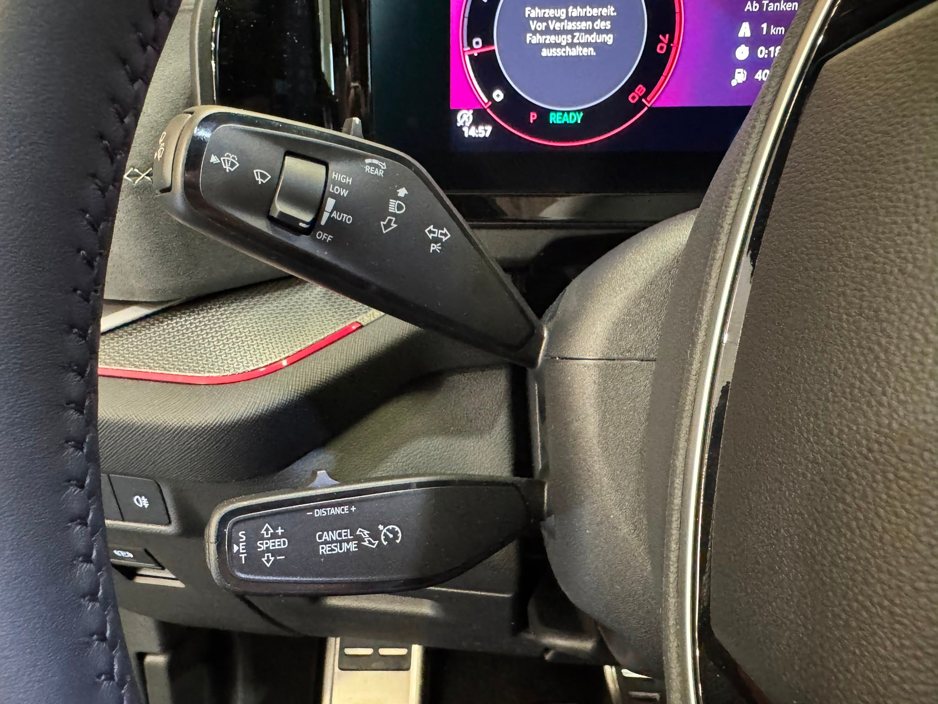 SKODA Kodiaq 1.5 TSI mHEV Selection *Steelgrey*-image-13