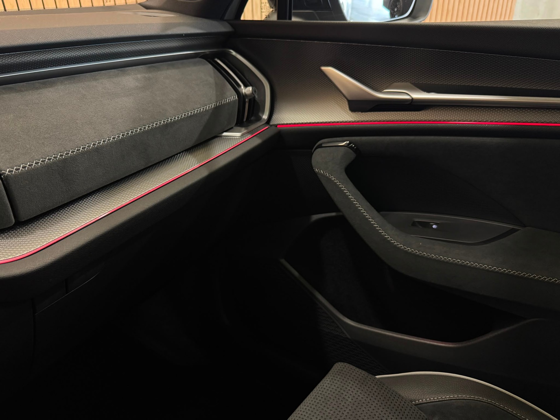 SKODA Kodiaq 1.5 TSI mHEV Selection *Steelgrey*-image-14