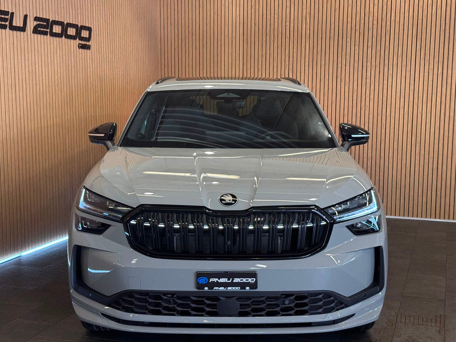 SKODA Kodiaq 1.5 TSI mHEV Selection *Steelgrey*-showroom-element-2