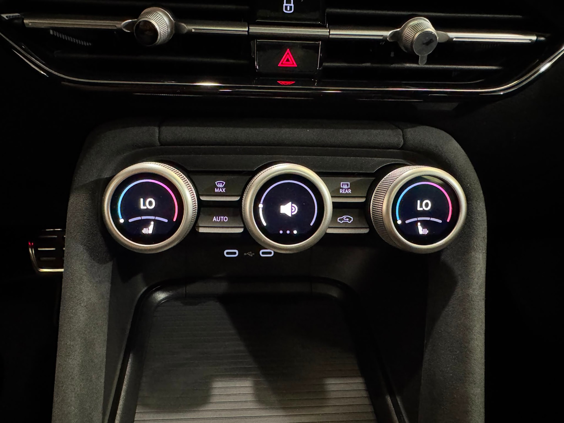 SKODA Kodiaq 1.5 TSI mHEV Selection *Steelgrey*-image-17