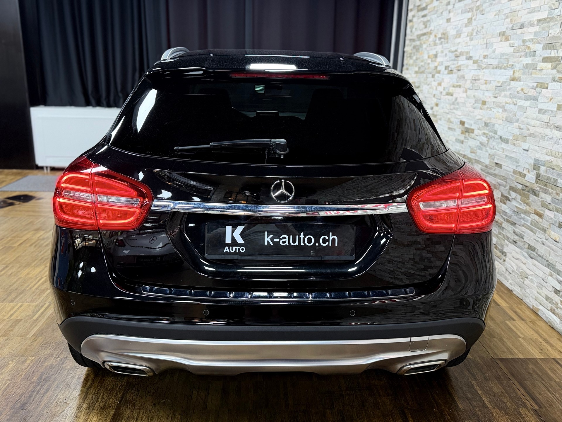 MERCEDES-BENZ GLA 220 CDI Style 4Matic 7G-DCT-image-3