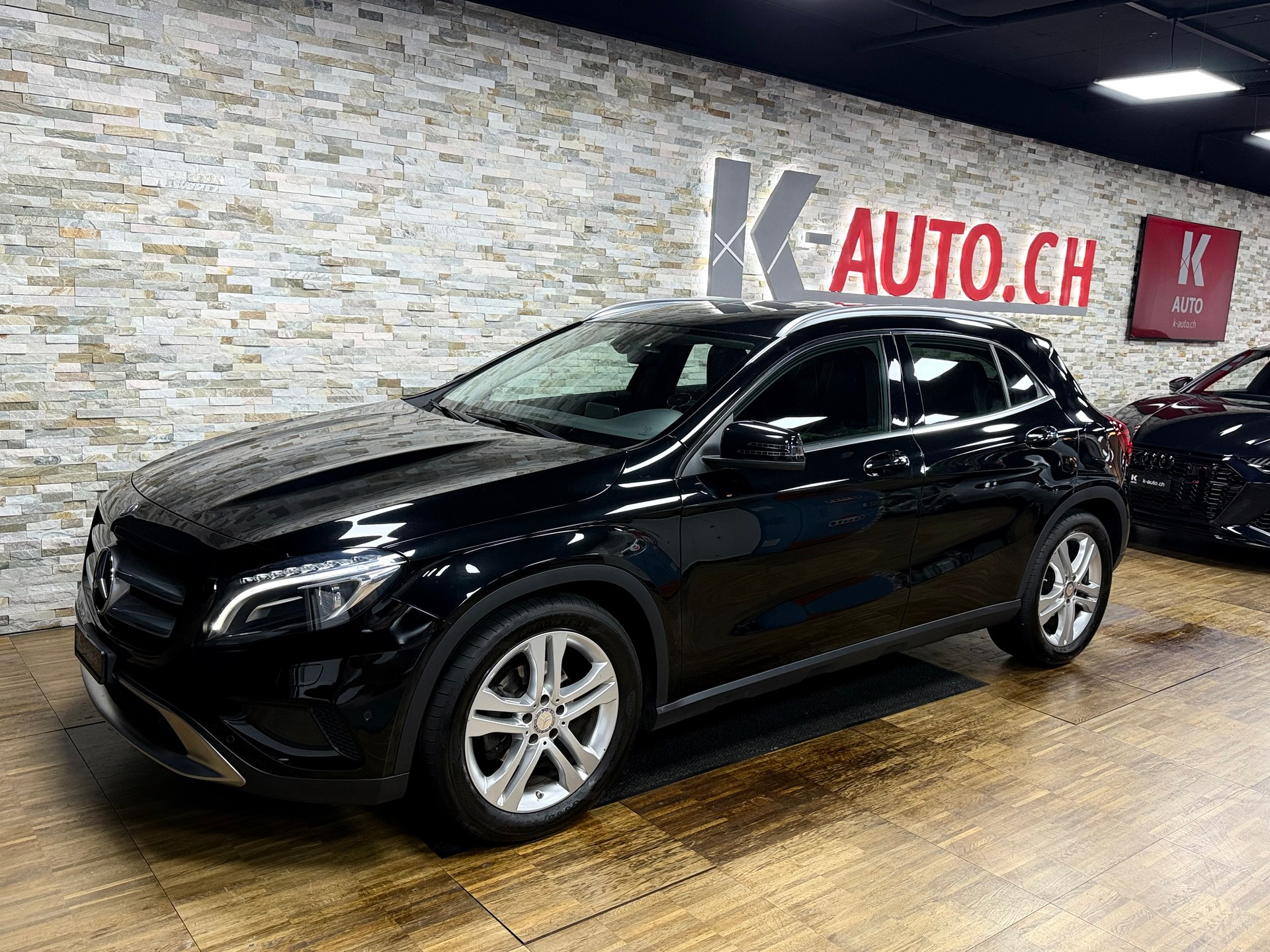 MERCEDES-BENZ GLA 220 CDI Style 4Matic 7G-DCT-image-1