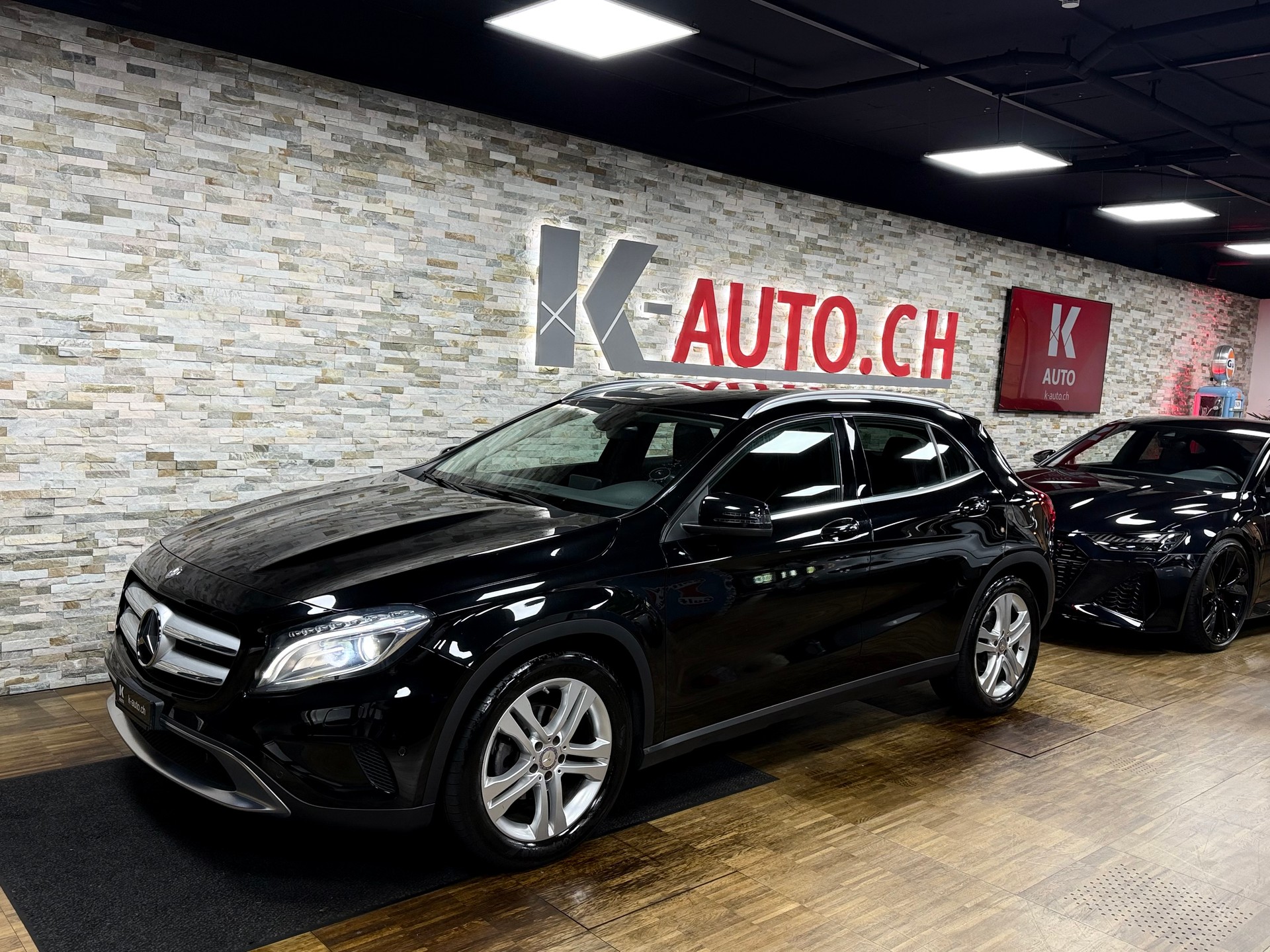 MERCEDES-BENZ GLA 220 CDI Style 4Matic 7G-DCT-image-0