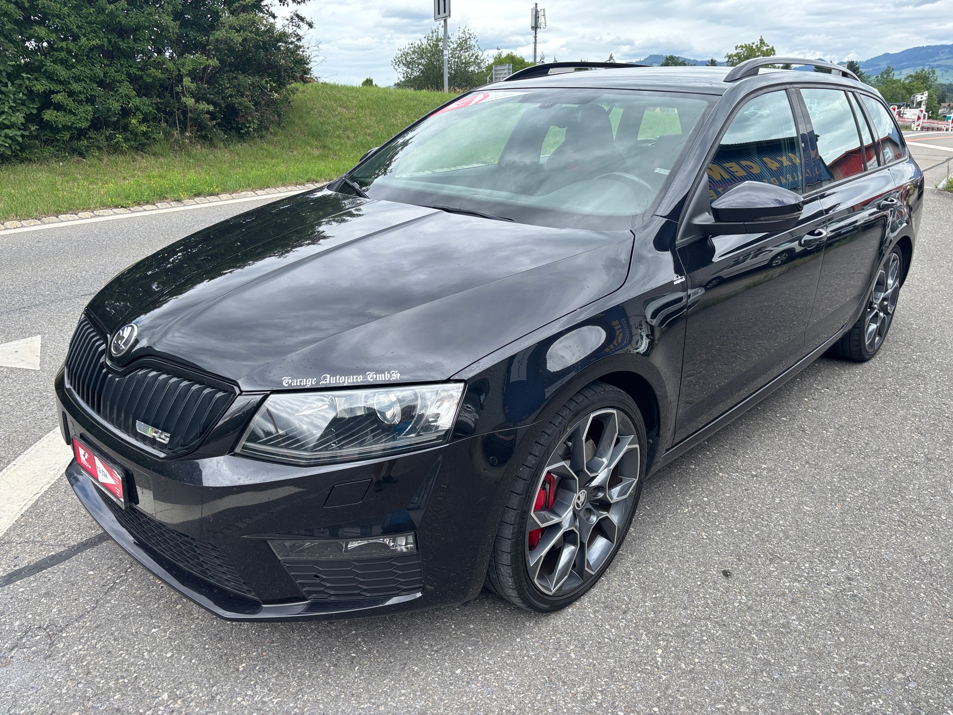 SKODA Octavia Combi 2.0 TSI RS DSG-image-2