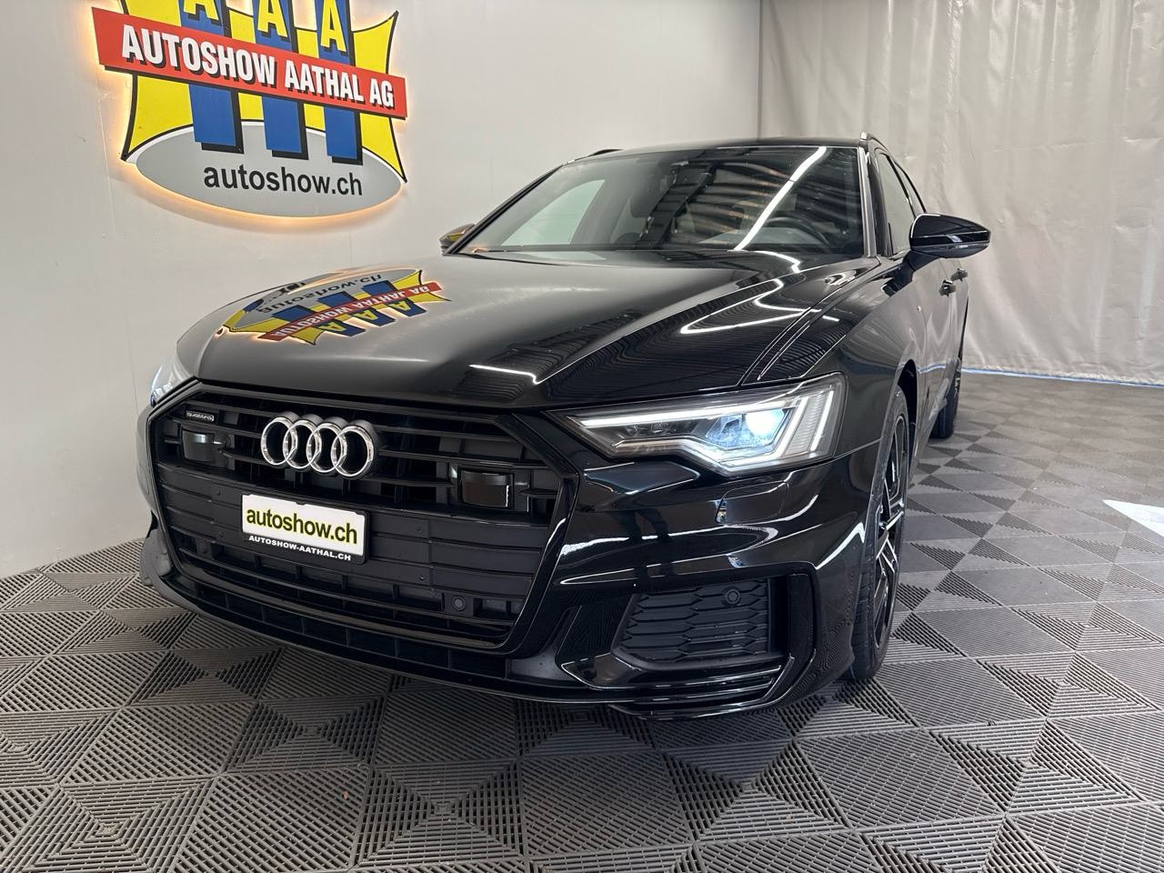 AUDI A6 Avant 45 TFSI S line S-tronic quattro-image-14