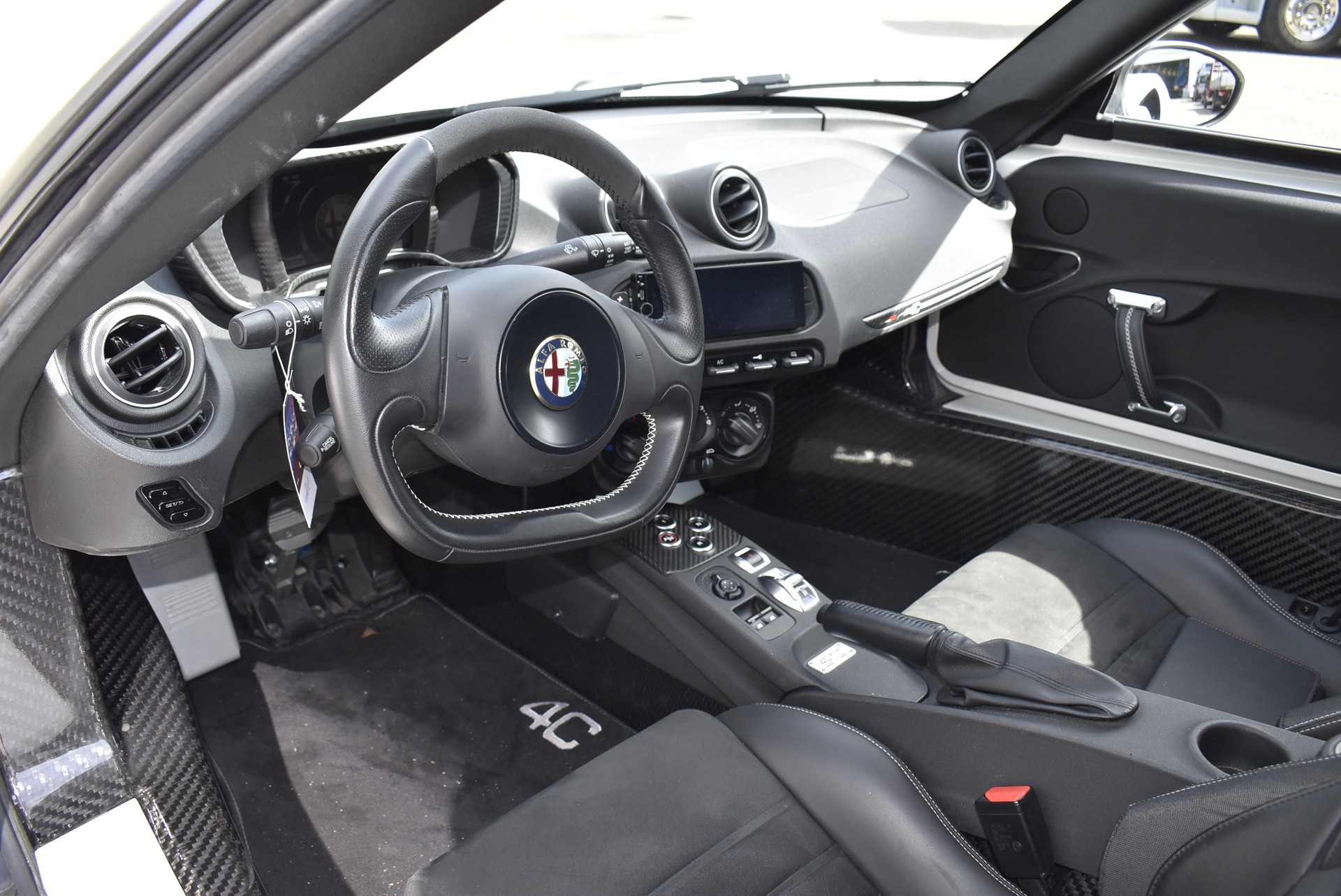 ALFA ROMEO 4C 1750 TBi TCT-image-15