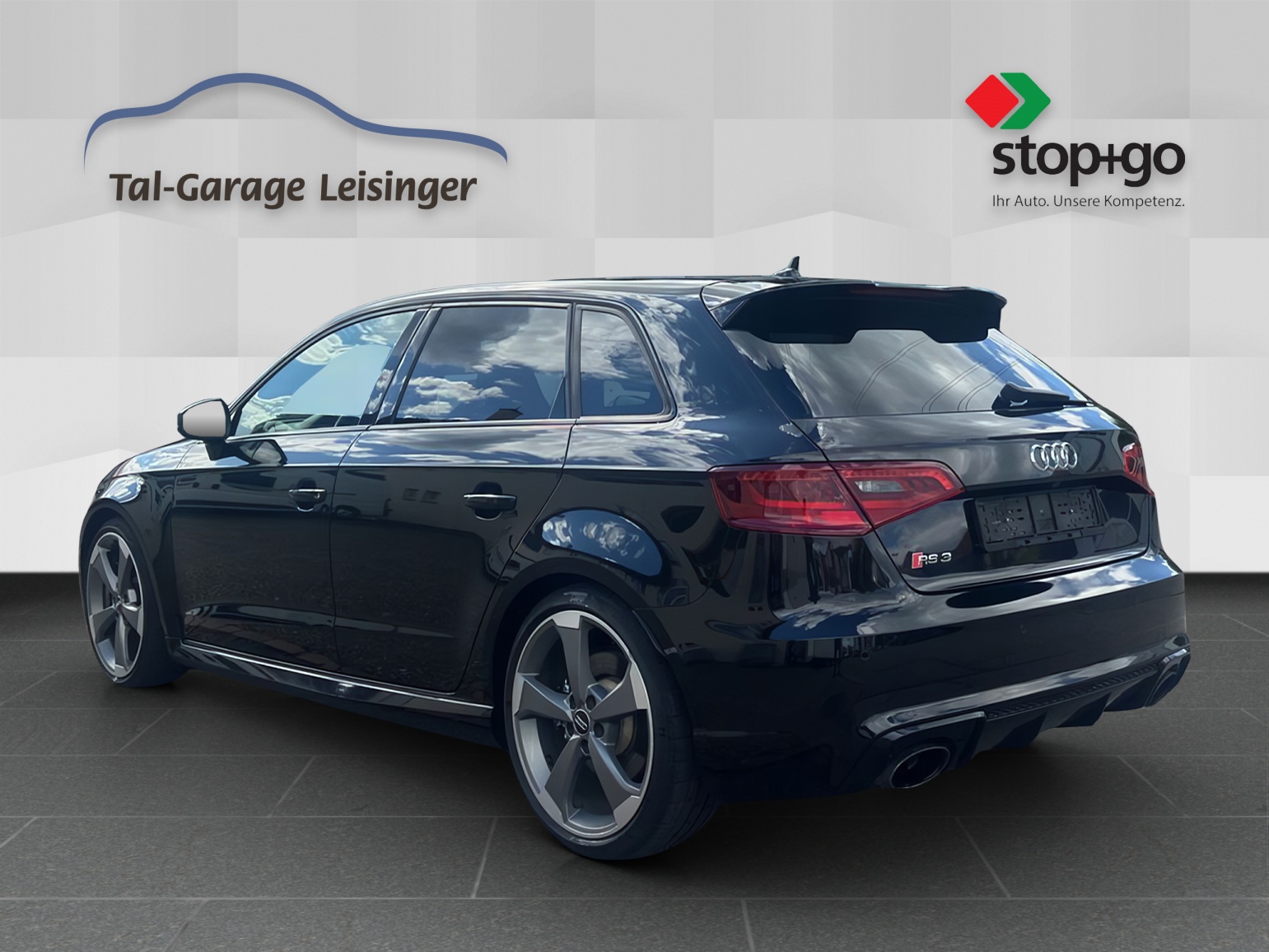 AUDI RS3 2.5 TSI quattro S-tronic-image-1