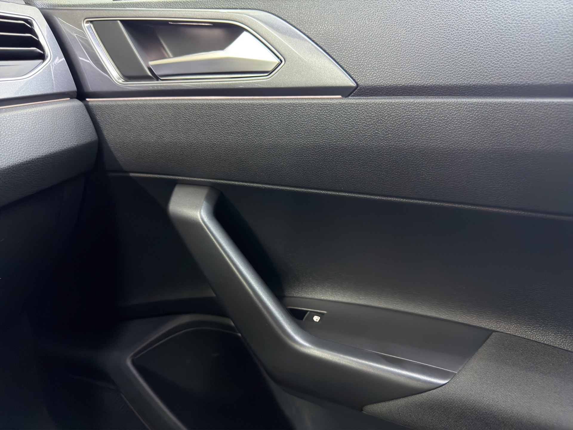 VW Polo 2.0 TSI GTI DSG-image-28