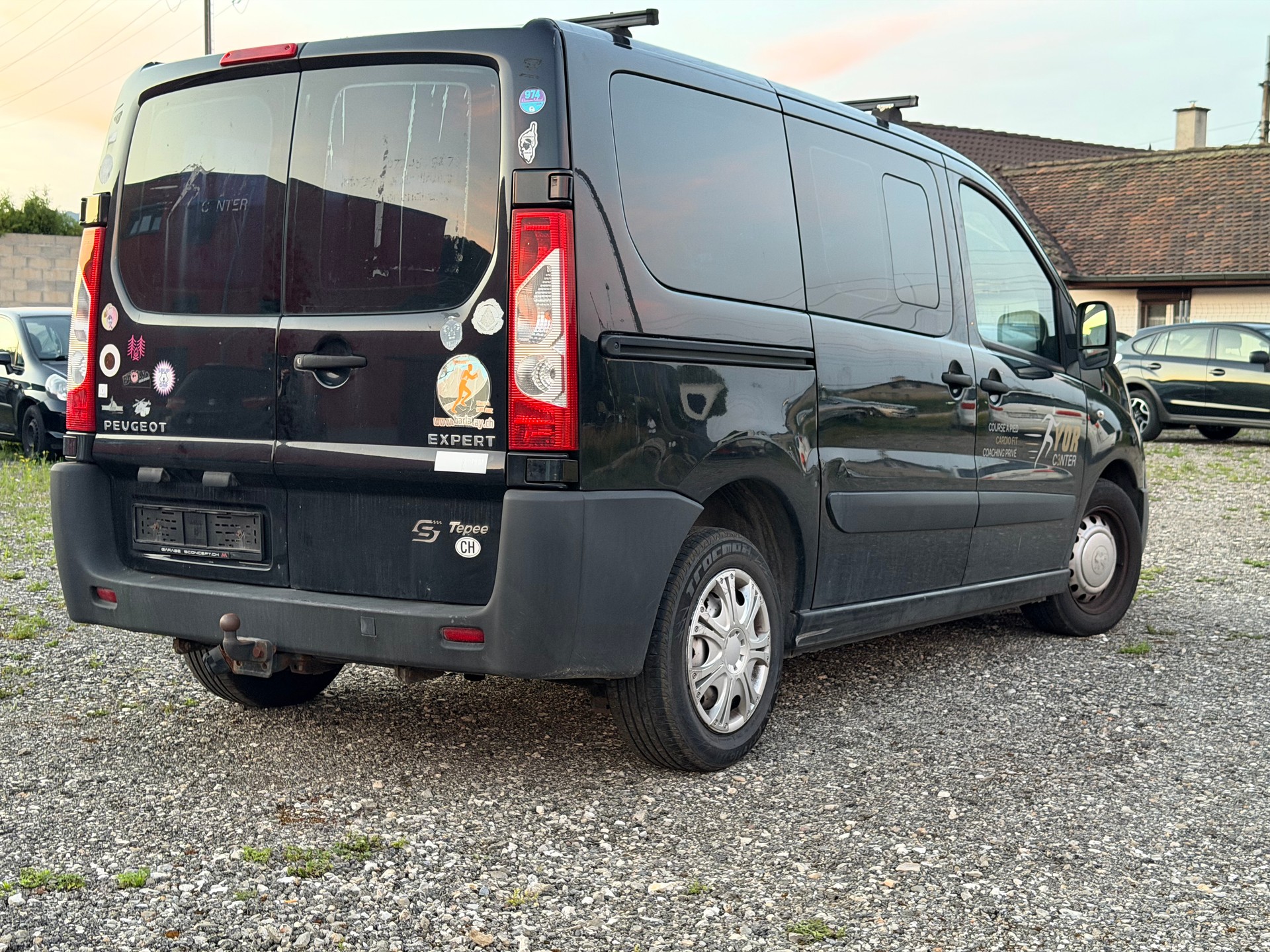 PEUGEOT Expert Tepee 2.0 HDi Confort L2-image-5