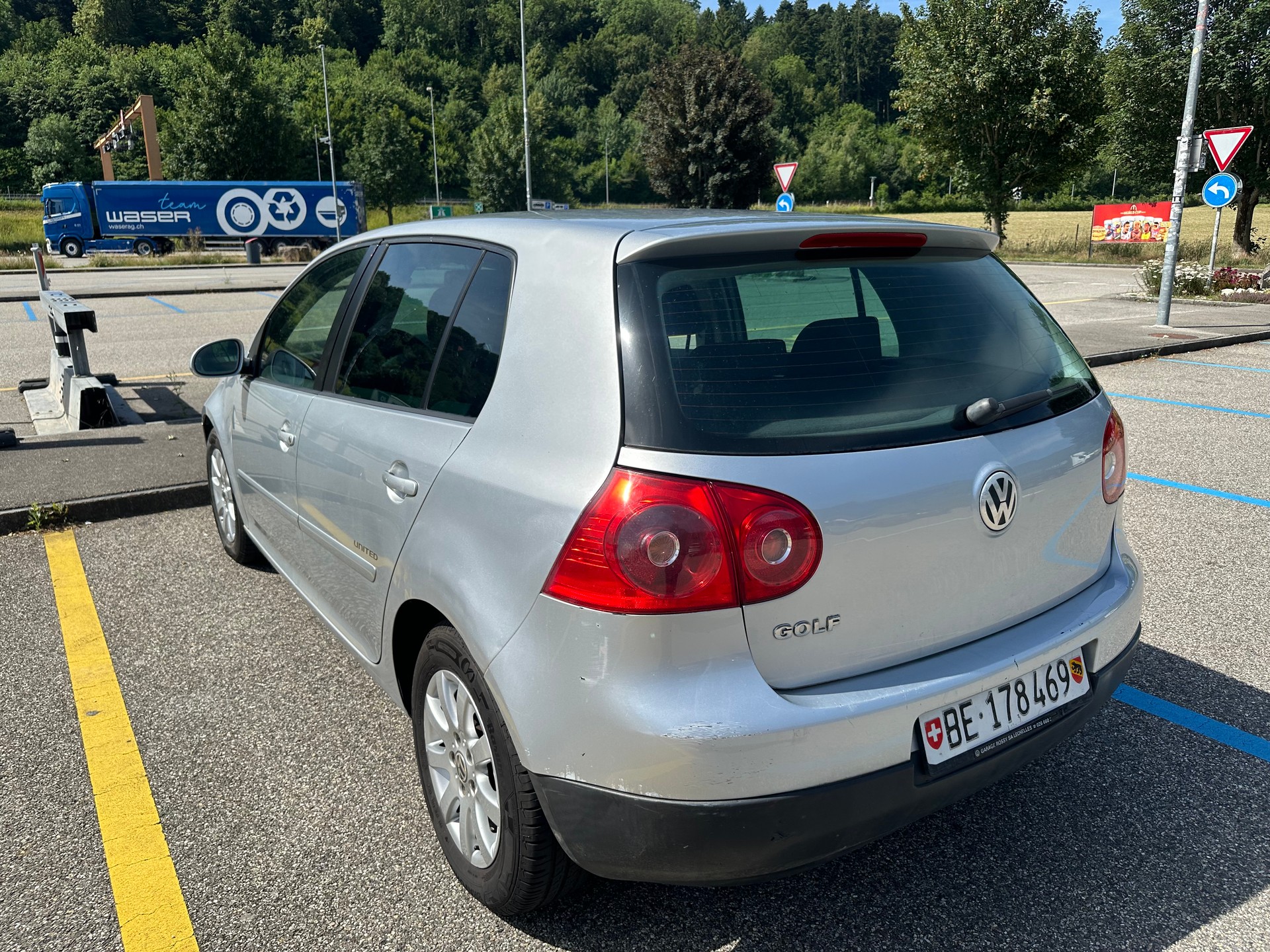 VW Golf 1.9 TDI Comfortline-image-8