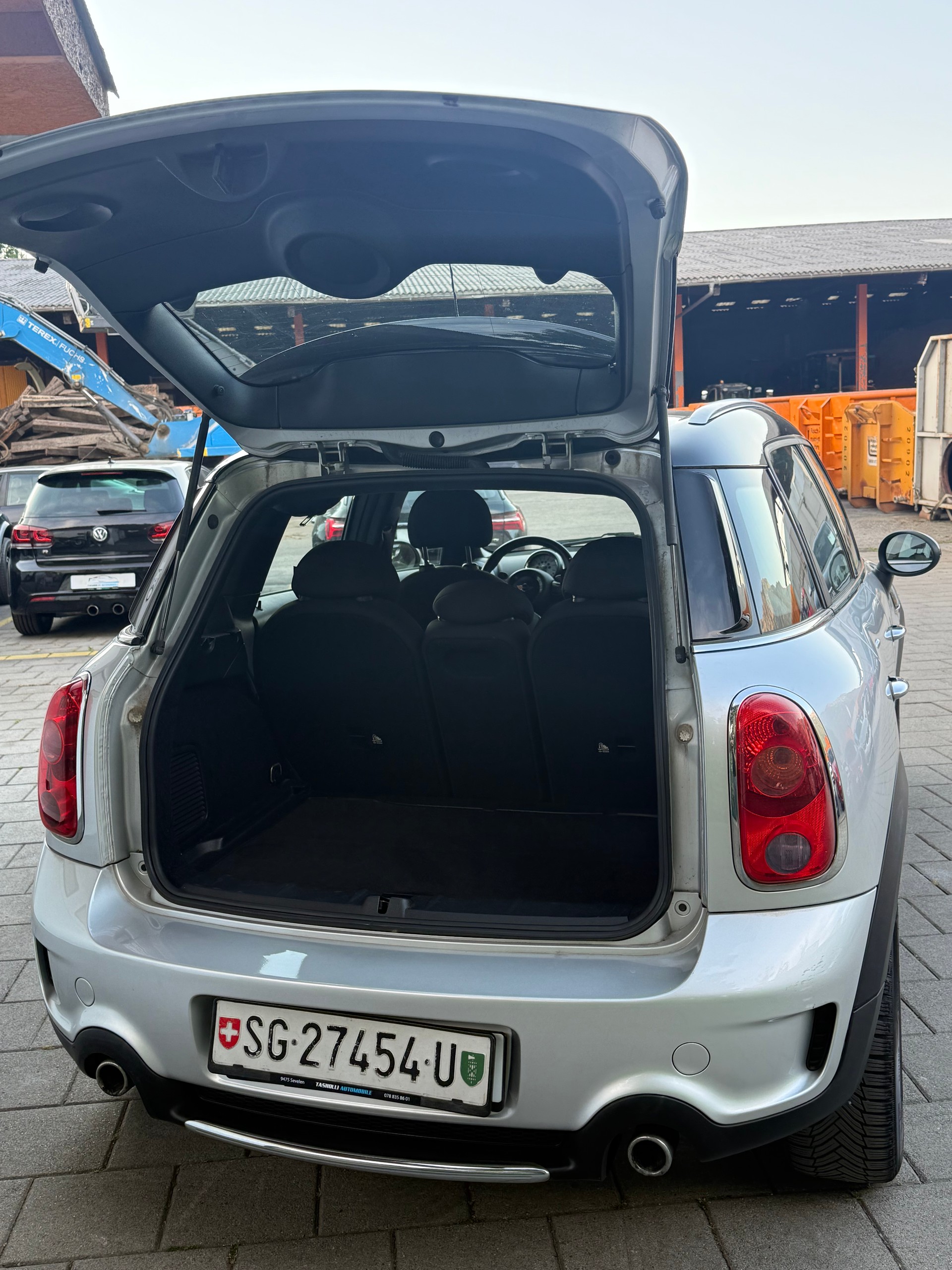 MINI Countryman Cooper S ALL4 Steptronic-image-4