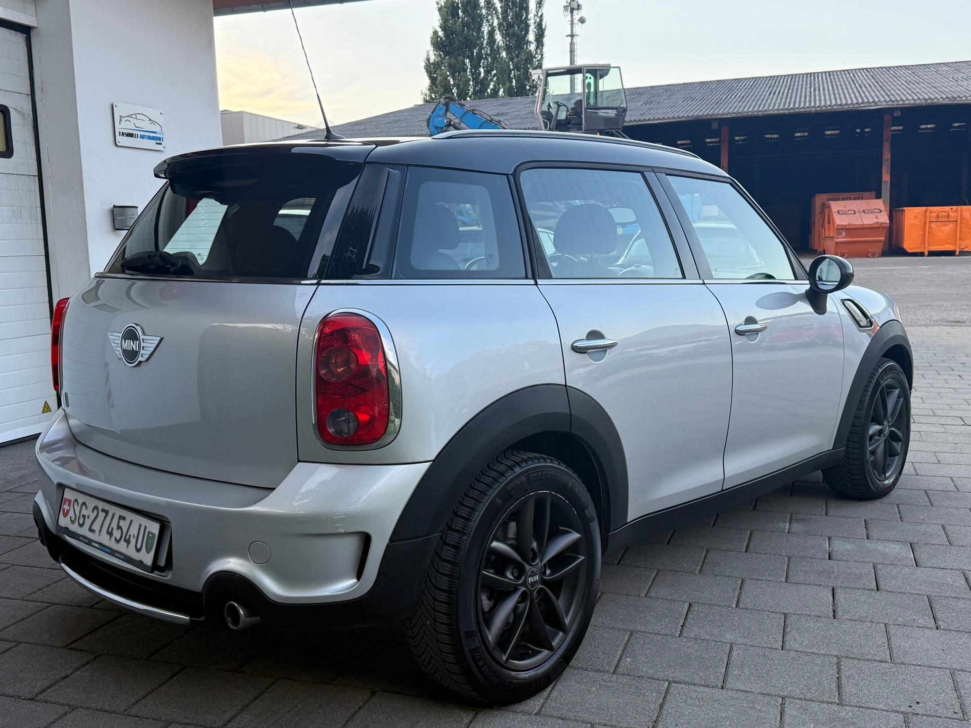 MINI Countryman Cooper S ALL4 Steptronic-image-5