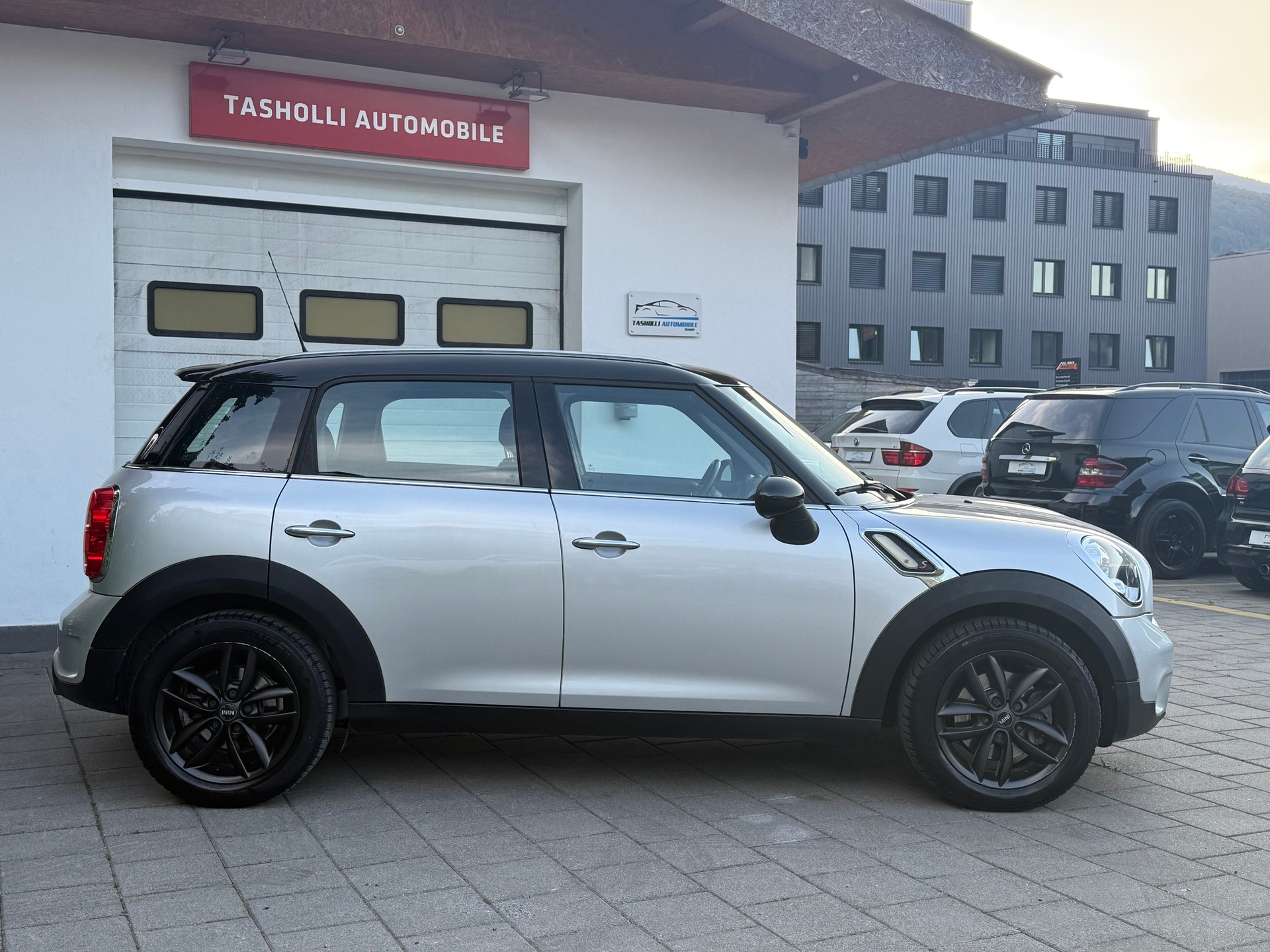 MINI Countryman Cooper S ALL4 Steptronic-image-6