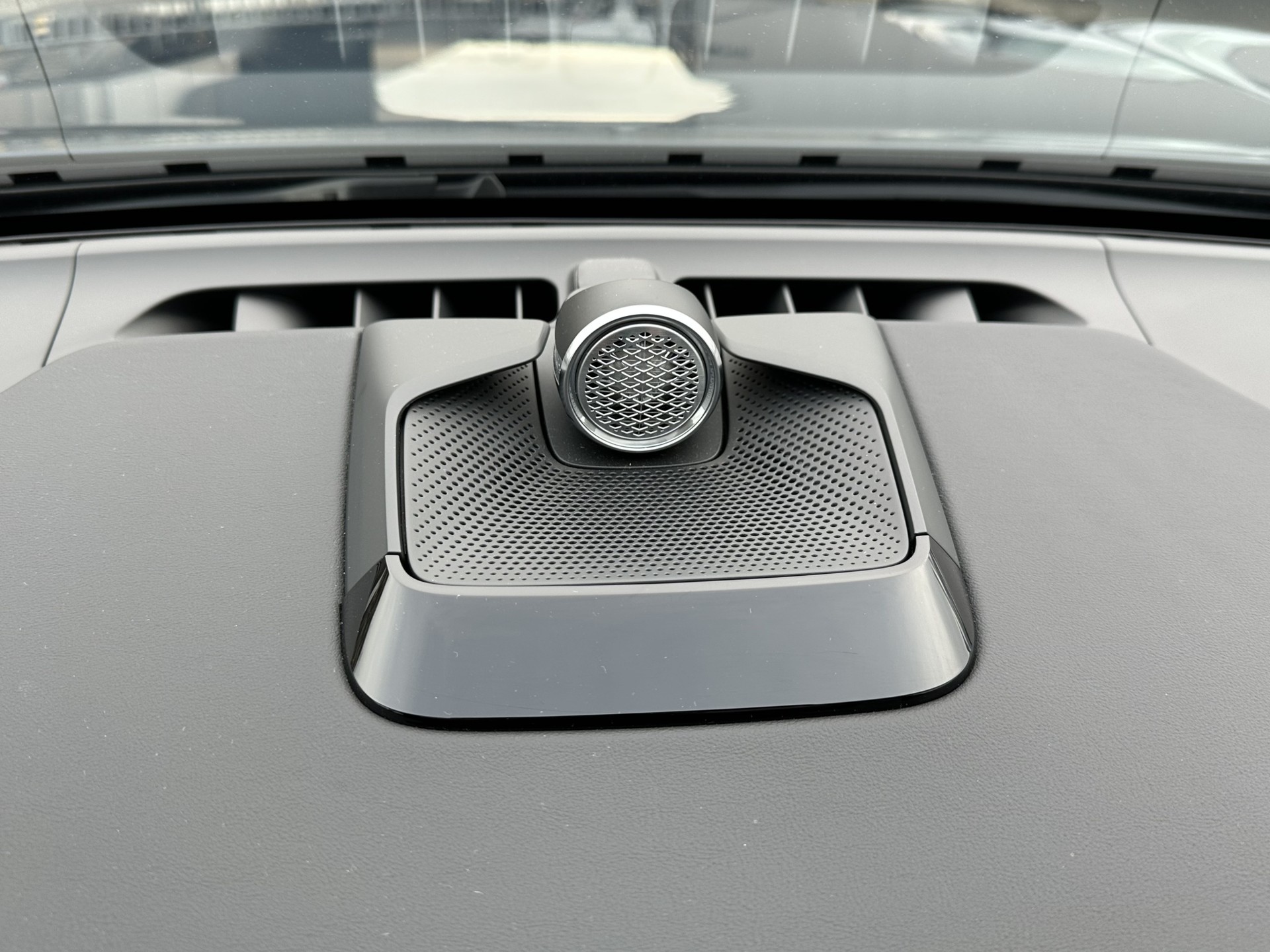 VOLVO EX90 Twin Ultra AWD-image-11