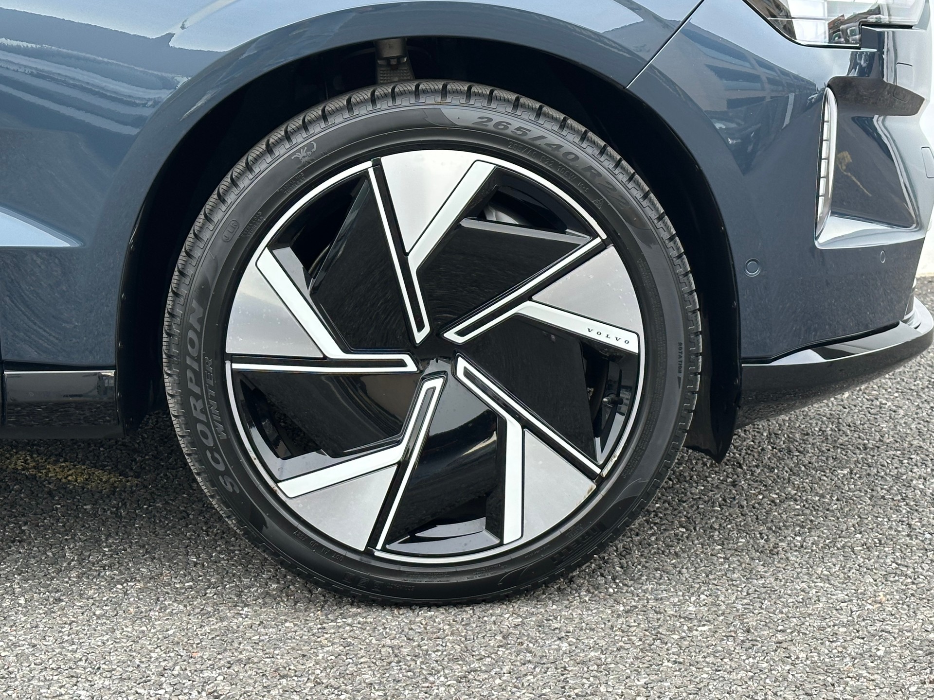 VOLVO EX90 Twin Ultra AWD-image-7