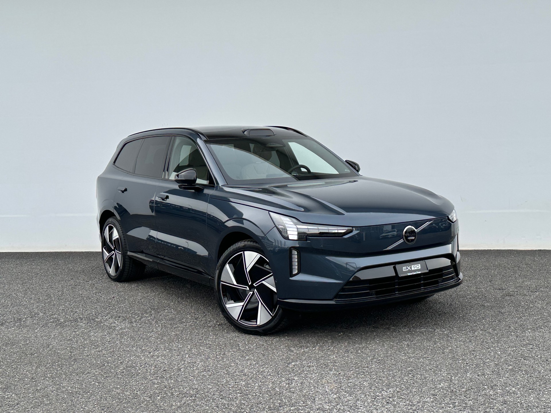 VOLVO EX90 Twin Ultra AWD-showroom-element-2