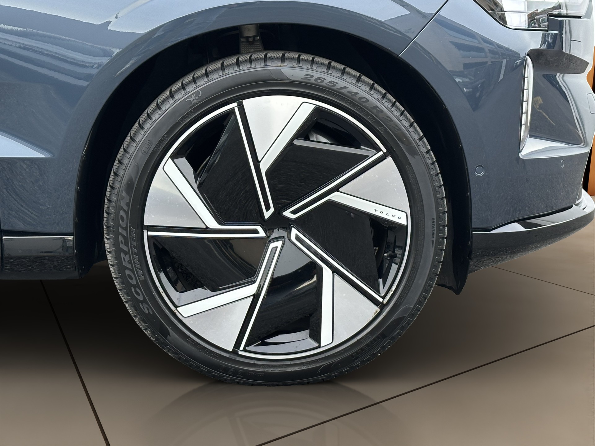 VOLVO EX90 Twin Ultra AWD-image-7