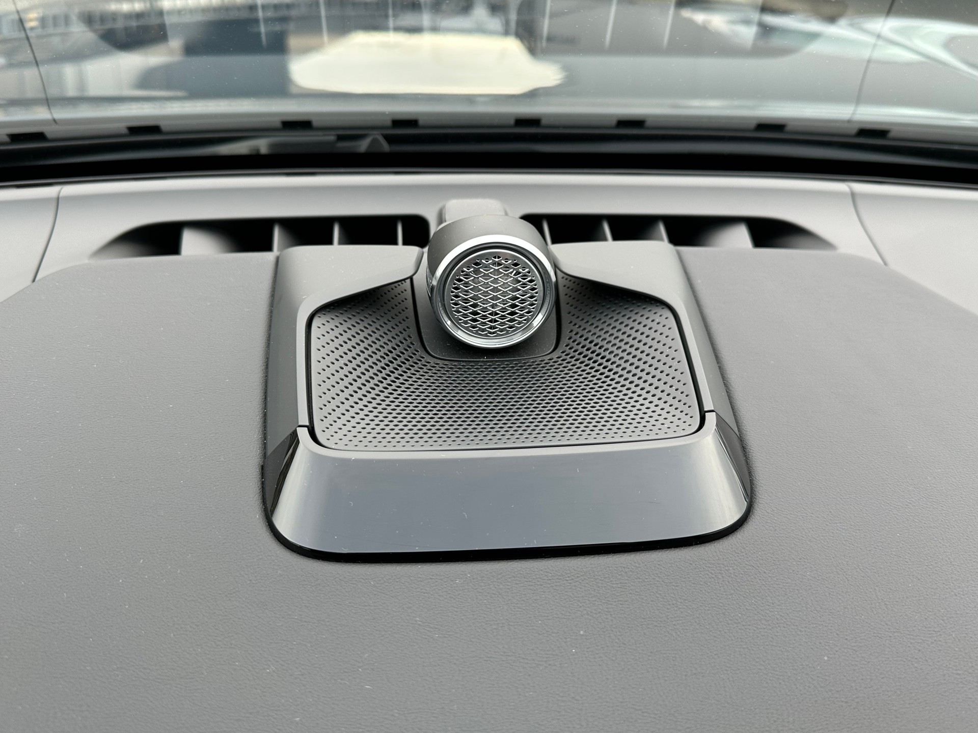 VOLVO EX90 Twin Ultra AWD-image-11
