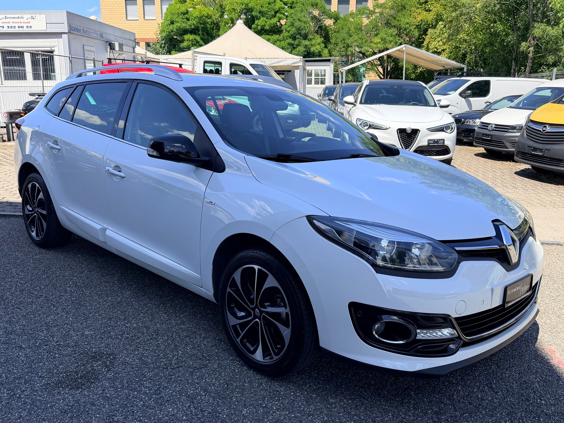 RENAULT Mégane Grandtour 1.2 16V Turbo Swiss Edition-image-0