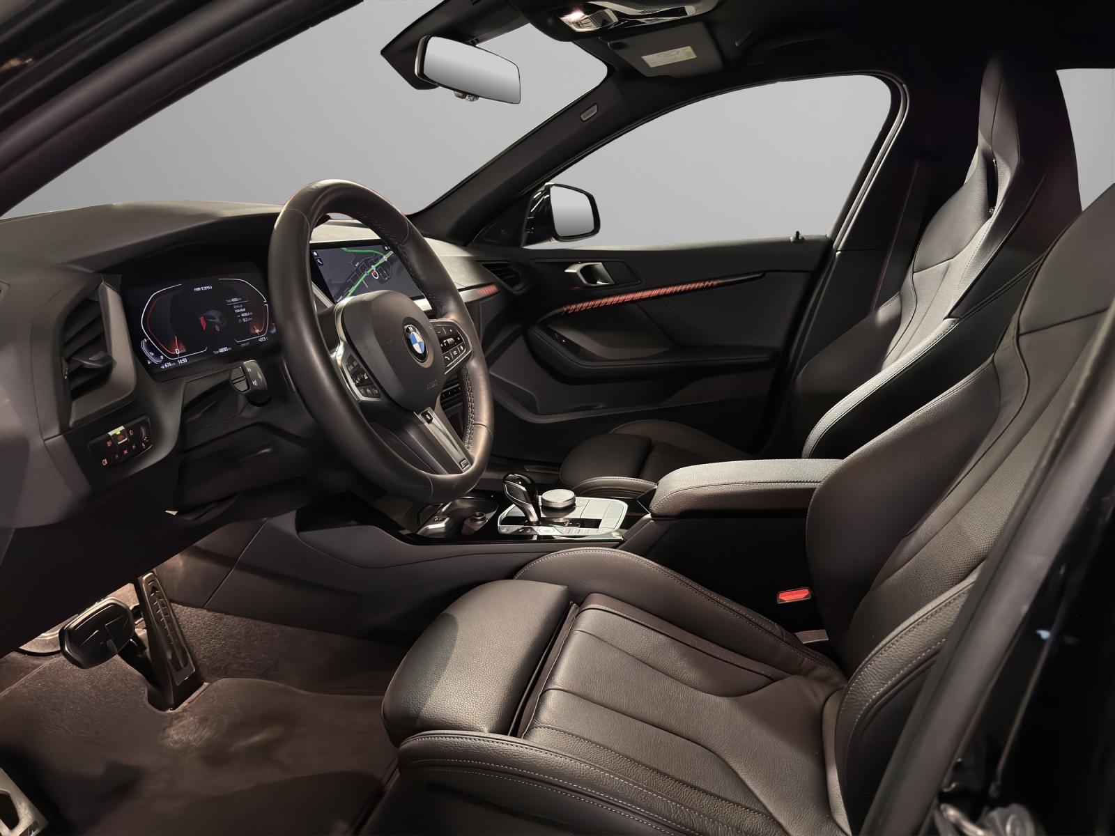 BMW M135i xDrive-image-5