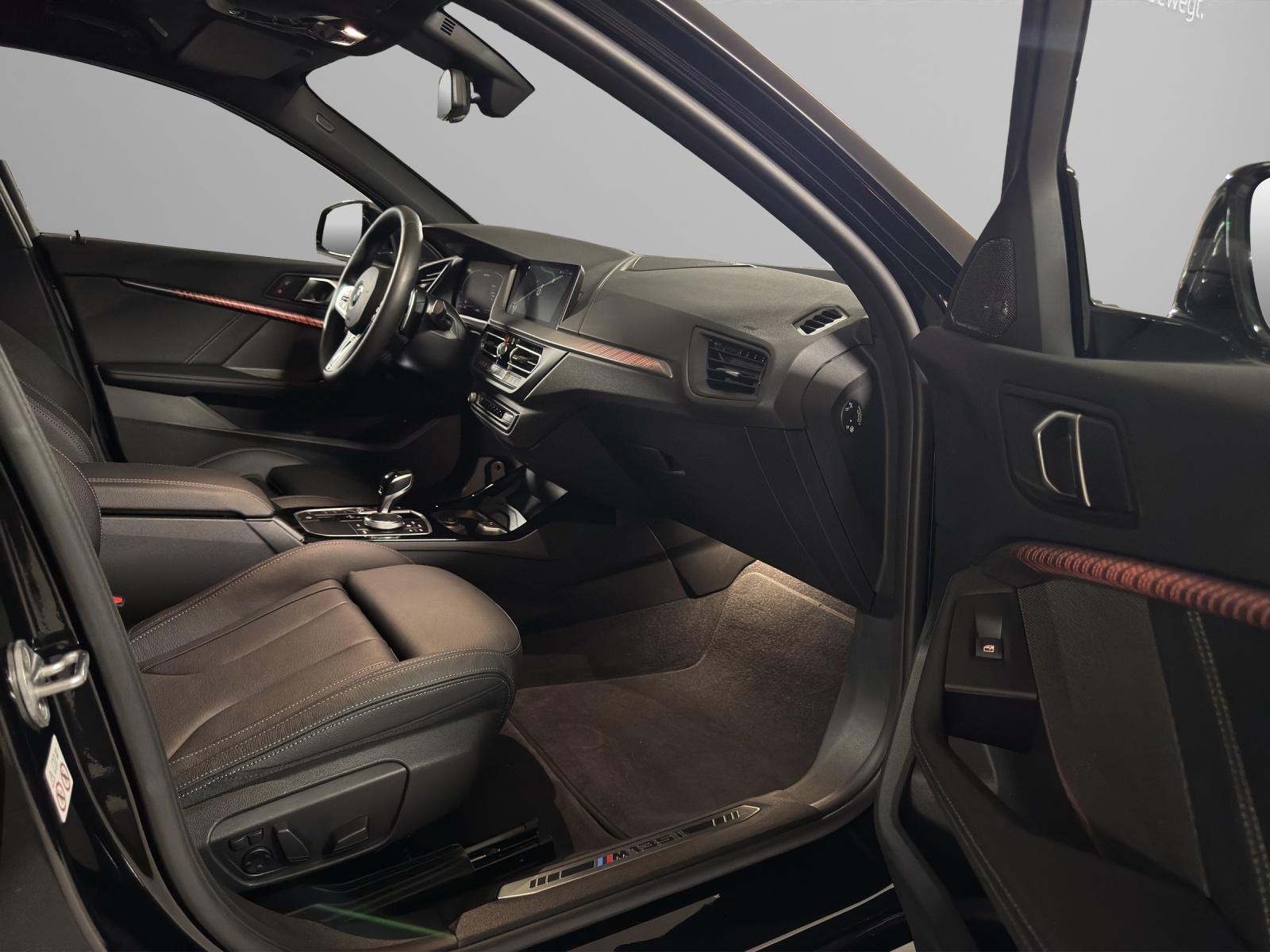 BMW M135i xDrive-image-20