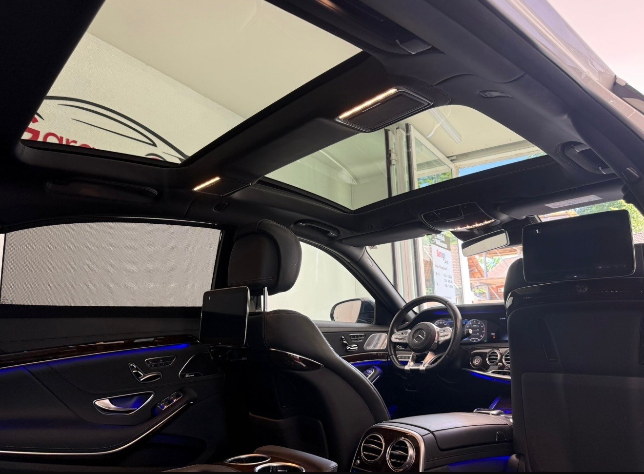 MERCEDES-BENZ S 65 V12 AMG lang-image-16